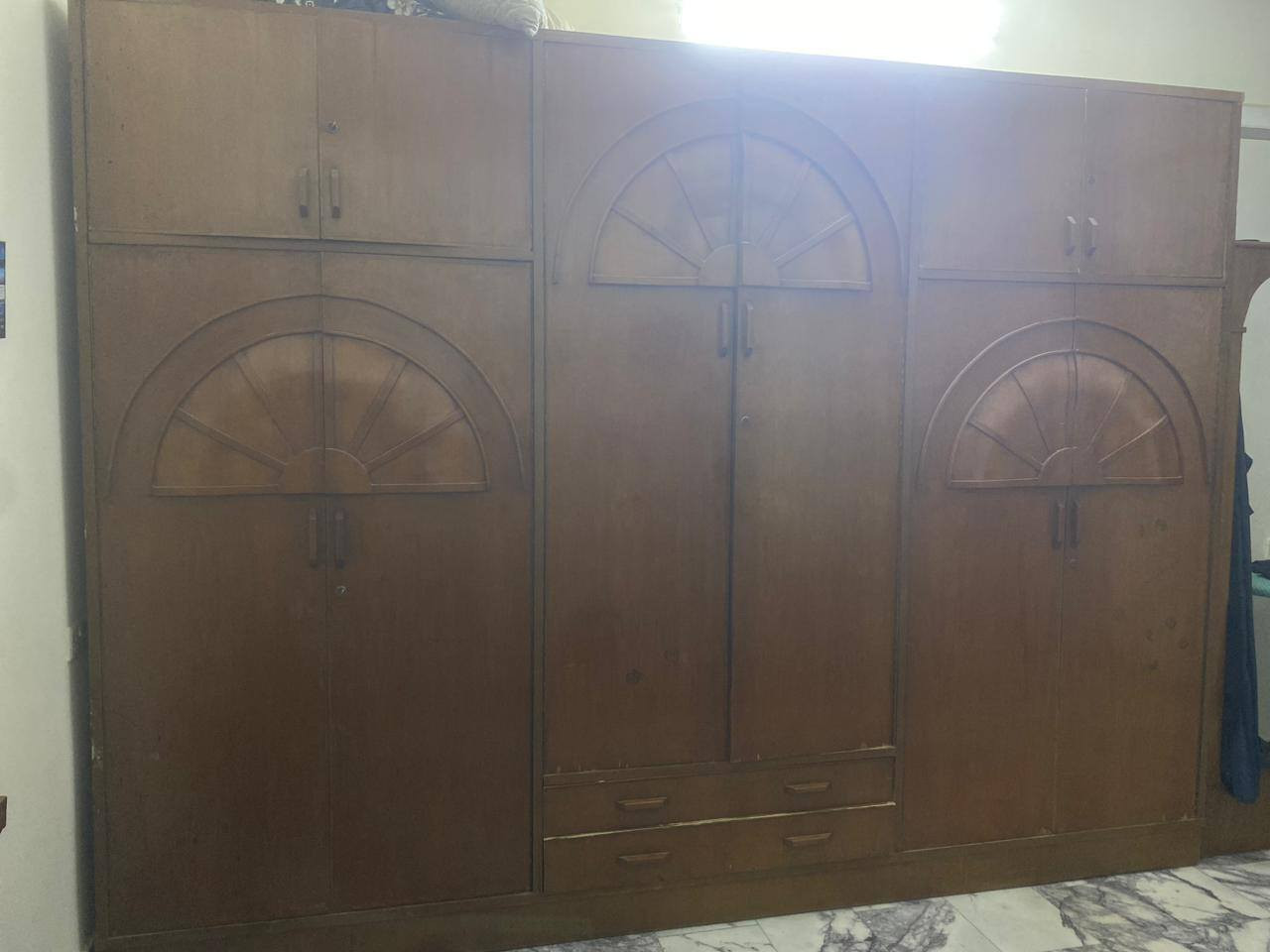 تسگام درجة اولى 

كنتور ٦ ابواب ابو الملحق 
چرباية ام التاج 
كومدي عدد ٢
ميز تواليت 
زاوية 
وكومدي أحذية 

السعر ٨٠٠ الف 
بغداد العطيفية 

*********** بغداد, العراق
