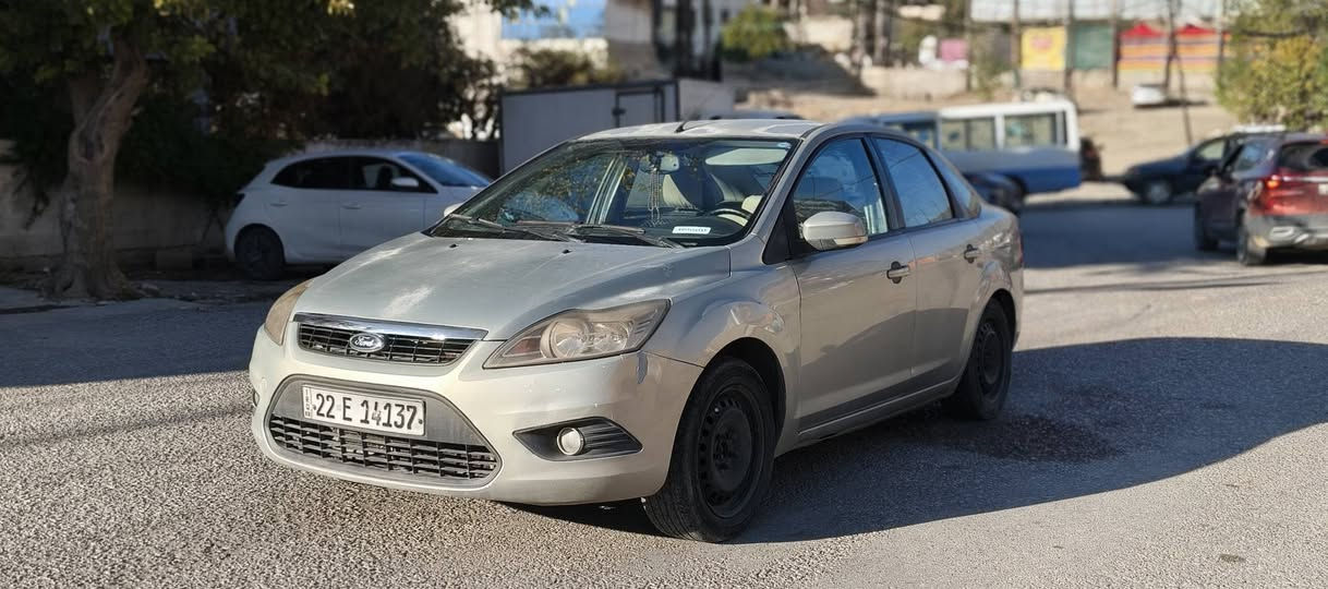 فۆرد فۆکس ٢٠٠٩
‎
 ١ پارچەی بۆیاخە
‎
 ‎شاشە و ڤۆلێۆم و دەبڵ گێڕ و قوفڵ مەرکەزی

گێڕ و مەکینەی بەشەرتی فەحس 

‎تەبرید و کارەبای بەشەرت
‎
‎کەمێک کاڵبوونەوەی هەیە 
‎
‎تەحویل و غرامە بەشەرت
‎
٦٢ وەرەقە و معامەلە 

‎0771 251 8282

----------------------- السليمانية, العراق
