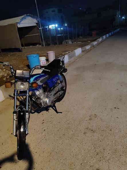 سلام عليكم دراجه نامه للبيع شلامجه اصلي مديل 2021 مرقم وسنويه لحد 2028 دراجه برغي ما مفتوح بيه حلوه ونضيفه مكاني ناصريه السعر مليون ونص وبيه مجال قليل الشراي يجي رقم الهاتف ***********
