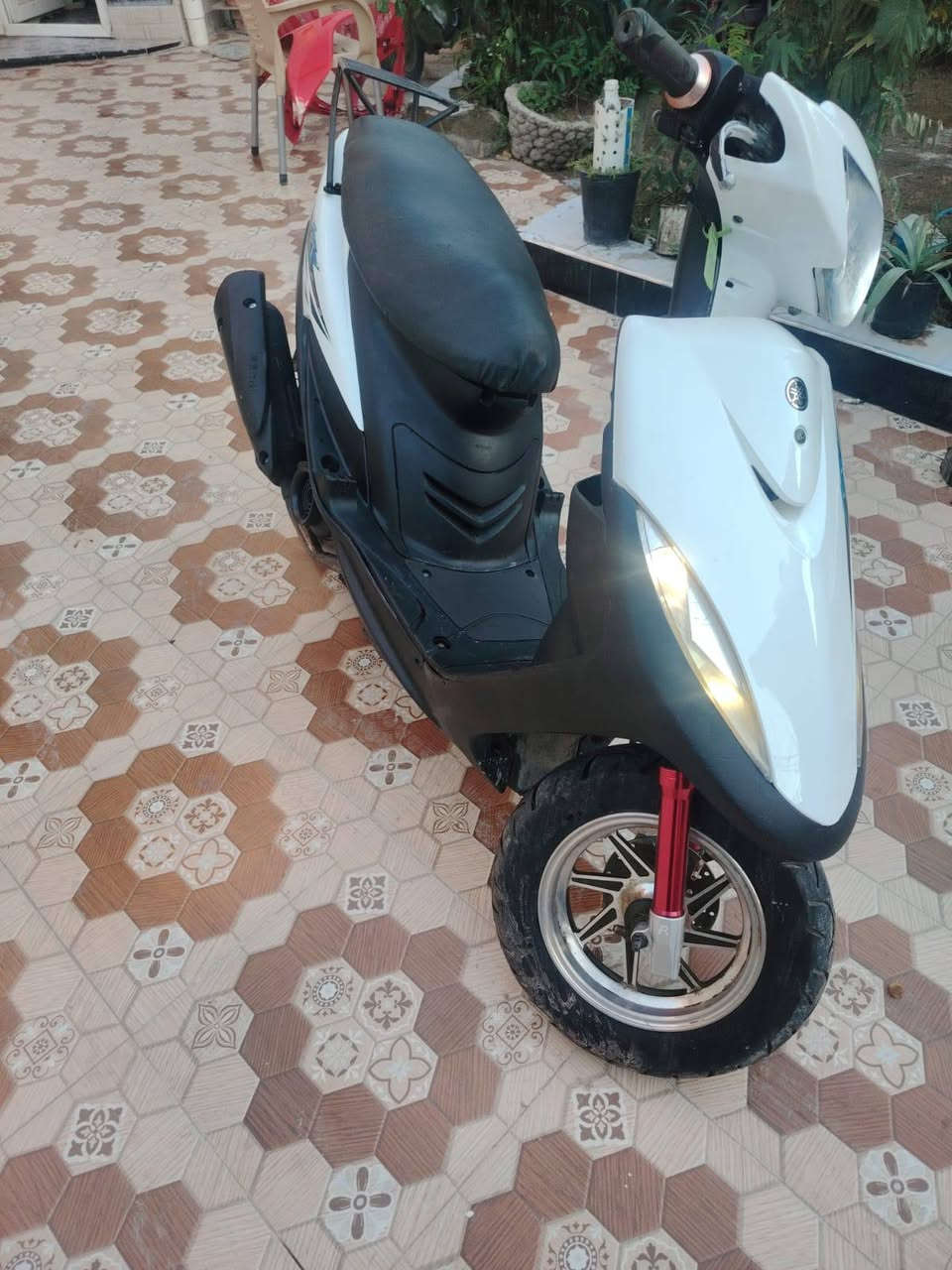 سلام عليكم شباب دراجه ماكس عدله مزوده شلعه ومعدل شك الكاع سعرها 600 وبيها مجال مزودة كلجات رياضي بوشه 55 سلف 55 دبلات امامي خلفي رياضي *********** مكاني حديد تقاطع القدس
