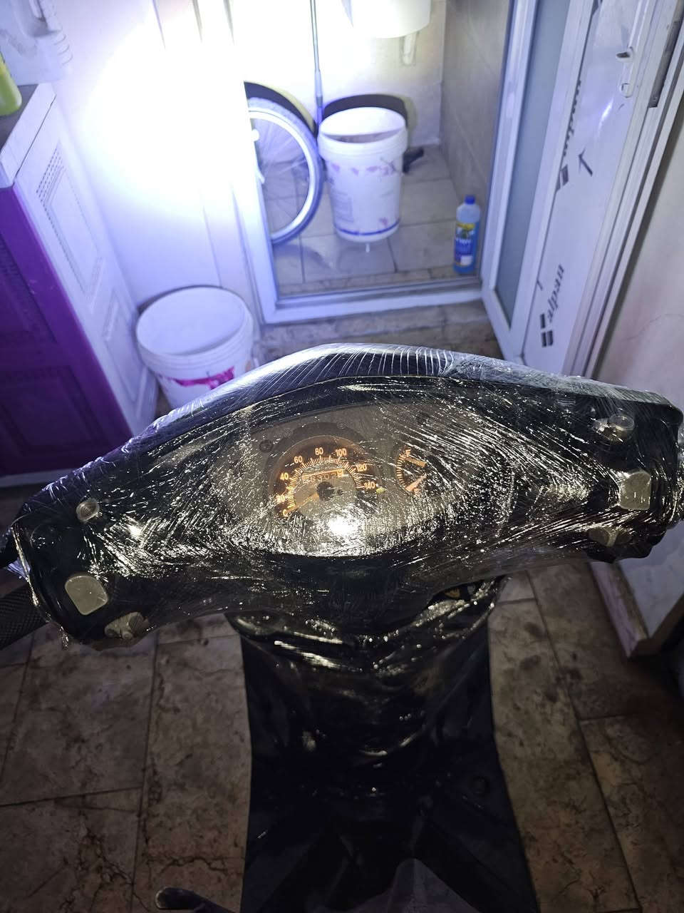 السلام عليكم دراجه ثعلب GTR 140 دراجه نضيفه مكينه مبدل ولفات فقط لا تبخير ولا تنقيص شلعه تاكل لكاع بيه نقص عرموطه مال هندر واير كيلو متر ثنينهن ميكلفن 15 الاف بزايد بيه منضومه زنون كامله سعر 550 مكان بغداد الحريه رقم ***********
