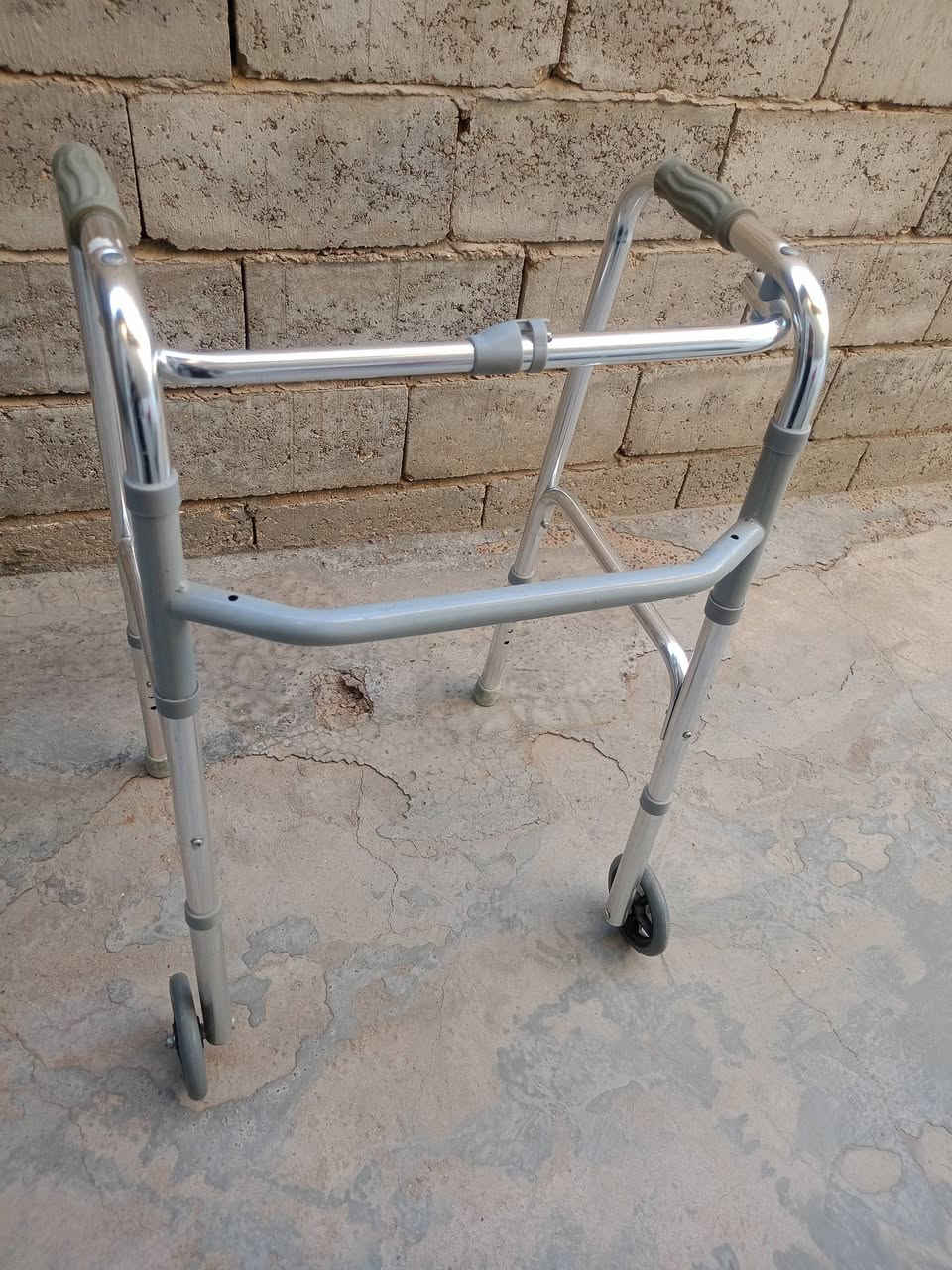 للبيع


**إذا كنت صاحب هذا الإعلان وتريد حذفه لأي سبب، رجاءا أرسل رسالة إلى الدعم الفني**