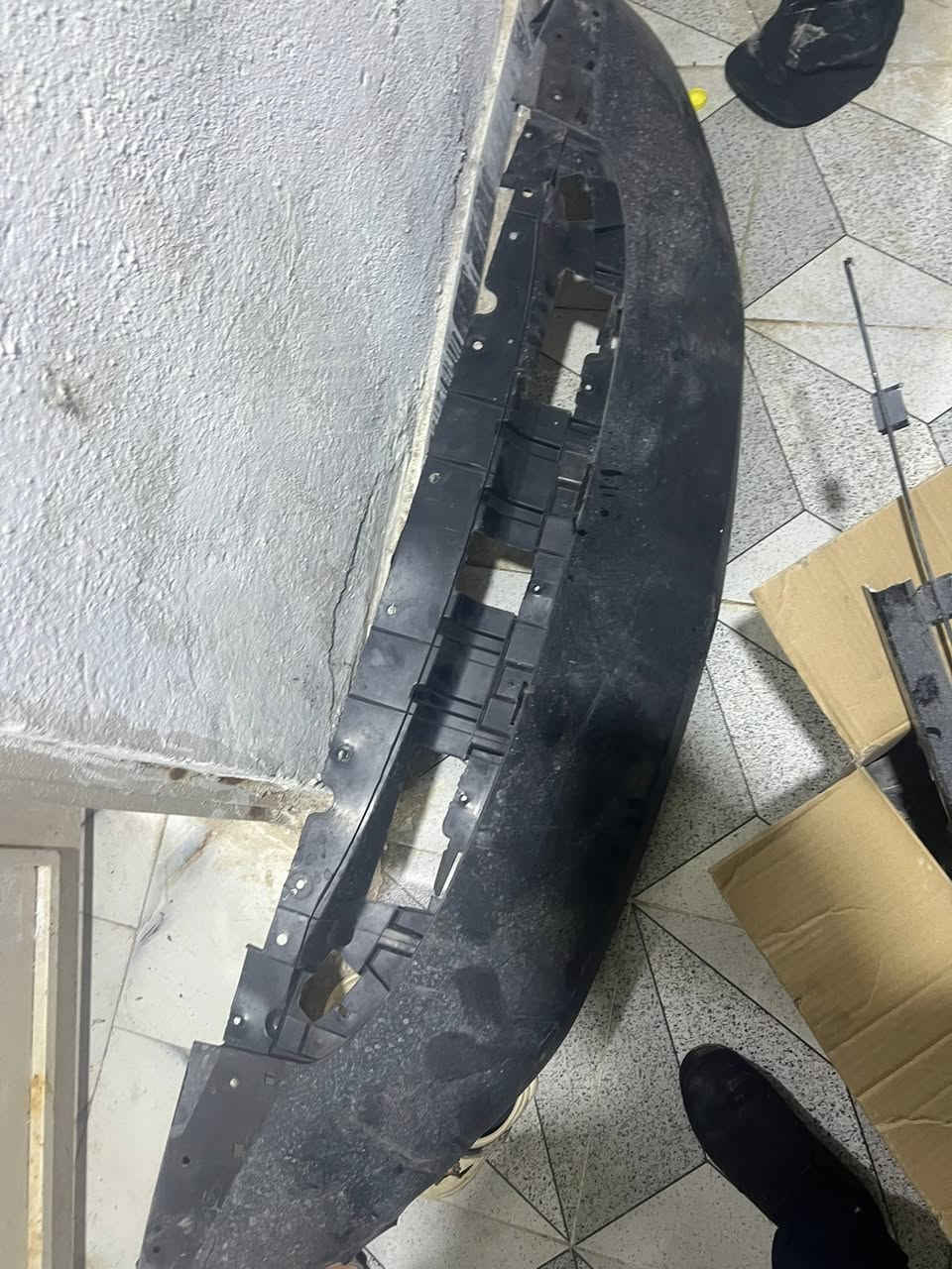 السلام عليكم عندي غراض تاهو موديل 24 
بنيد ولايت وراديتر ودعاميه ***********
