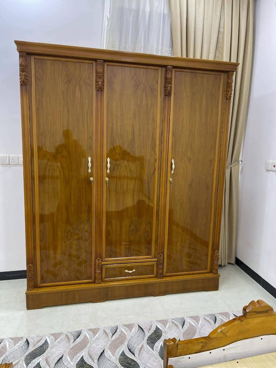 بسم الله الرحمن الرحيم
نجارة ابو نور العبيدي لعمل الاثاث الحديث حطاطة 
الرمادي كورنيش الحوز سدة الحوز القديمة قرب مدرسة جنيد البغدادي 
هاتف ***********واتساب 
ومن الله التوفيق
