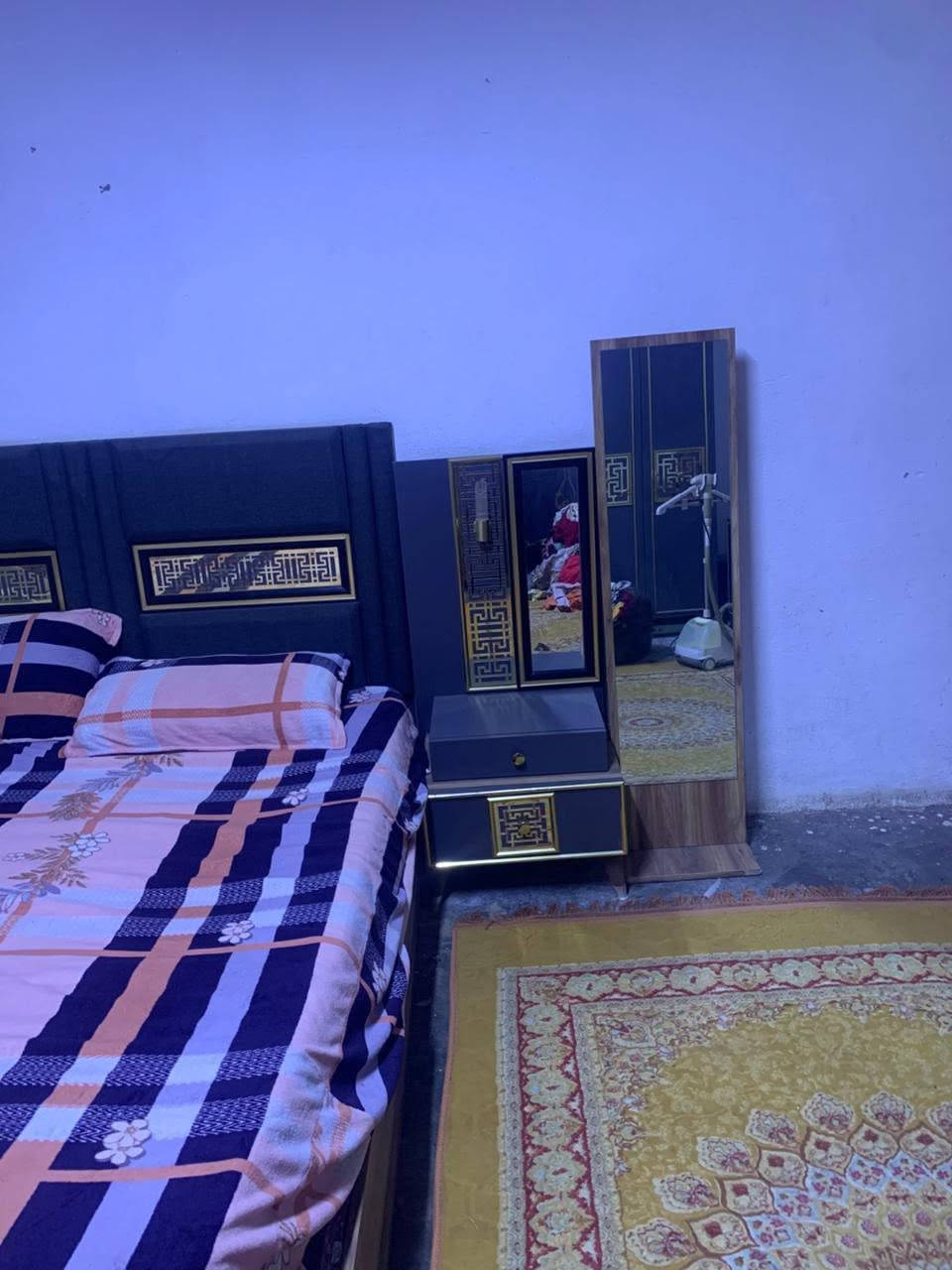 غرفه تركيا للبيع ب٩٧٥وبيها ومجال
الاستفسار تواصل ع هاذا رقم ***********
