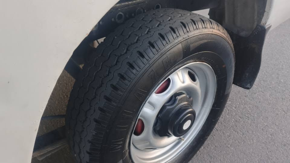 بەناوی خوای گەورە نیسان بۆفرۆشتن مۆدێل 2002تەبرید بێ بۆیاخ بێ کرانەوە بێ لێدران سەیارەکە هیچی پێوەنیە مەگەر پەڵەکارتێ پەڵەیەک پەمپ پێشوشانو سەخفی هیچی پێوەنیە تایەی تازەیە ئاڕمی پلاسیکی سلێیمانی ئاڕمەکەی ئەتوانی بیکەی بەناوی خۆتەوە بەشەرت ئاڕمو ئەوەلیاتوخرامەو بەناوکردن بەشەرتی گێڕومەکینەو ئەکسل  ماڵی دۆستە ***********لەسلێی مانیم السليمانية, العراق
