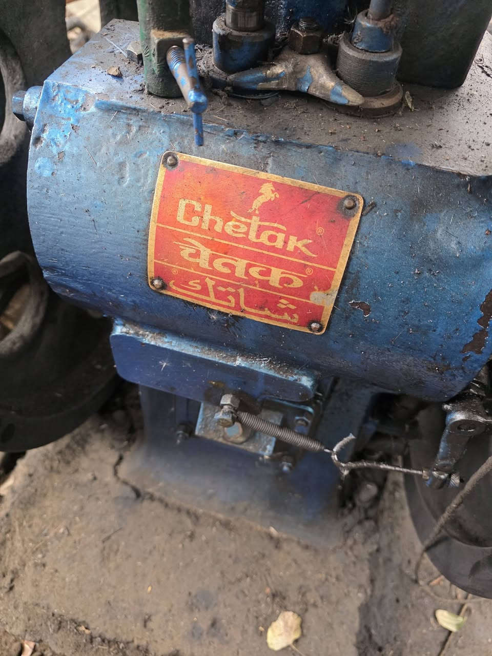 للبيع مولد ابو16 كامل ملحقات سلف دينما باتري جهاز اطفاء ذاتي السعر 2 مليون قفل عنوان الشوملي 12كيفي ***********
