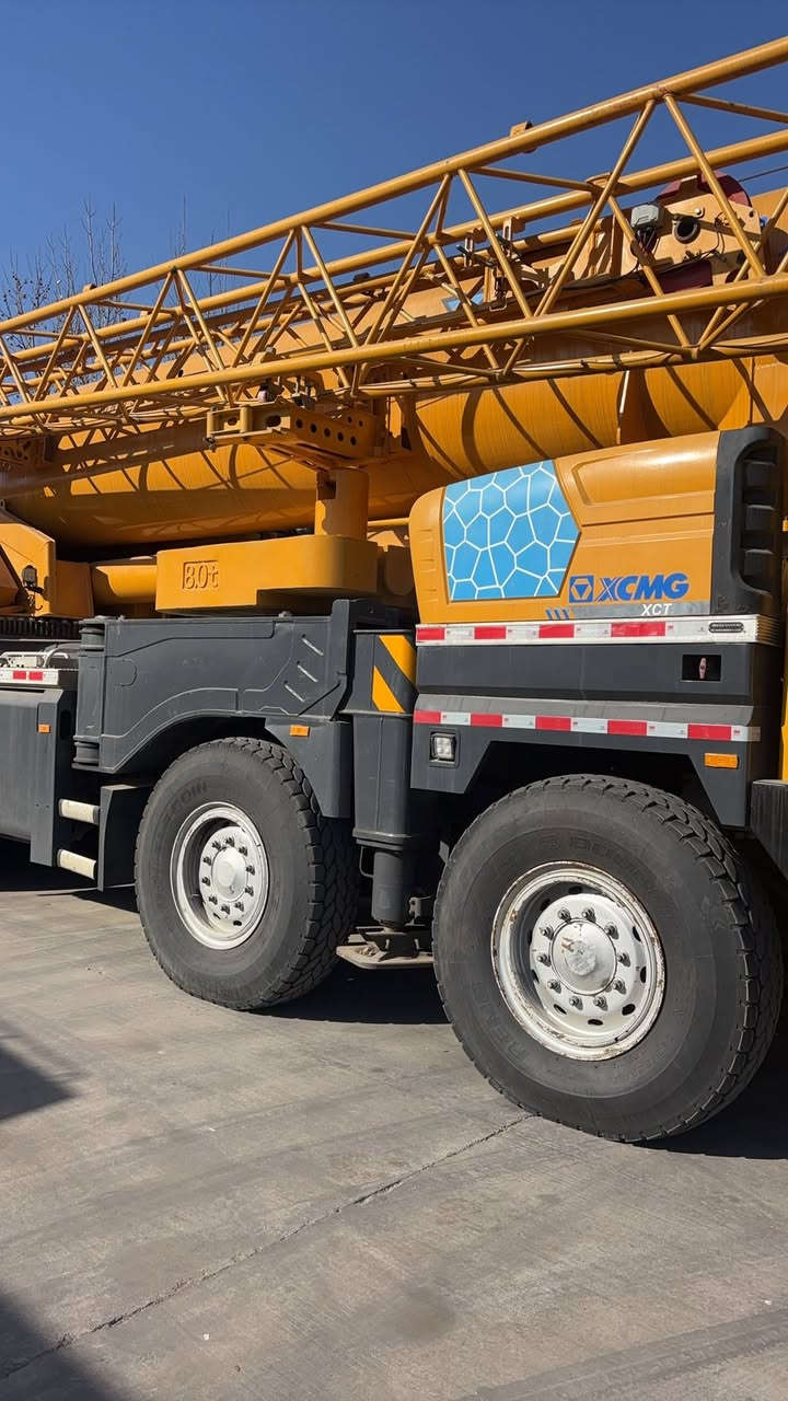 Youxiu second-hand 2022 XCMG 85 tons truck crane for sale
Brand: XCMG Group

Year :2022

Model :XCT85L7

National six emission engine. Lifting capacity :85 tons

Weight :33 tons

Maximum length of boom :68 meters

Arm + Arm :88 m

Crane size :14960 * 2750 * 3990mm

Lifting :50 tons

Qualifications: Excellent

Location: Shandong, China

Quotation :125000USD(FOB Qingdao)

For more information about this crane, please contact:

Whatsapp: 0086 - 13526170326

Wechat: 13526170326

If you are purchasing a crane, please feel free to ask us any relevant questions. China is the world's largest producer and exporter of cranes, producing a variety of new and used cranes. # Used crane # used truck crane # XCMG # Mobile crane # Crane # Sany # Zoomlion #boomcrane # Truck crane # Crawler crane # Used crane # Heavy machinery # Construction equipment # all-terrain crane #tadano #tadanocranes # Gatto #katocranes #terexcranes


**إذا كنت صاحب هذا الإعلان وتريد حذفه لأي سبب، رجاءا أرسل رسالة إلى الدعم الفني**