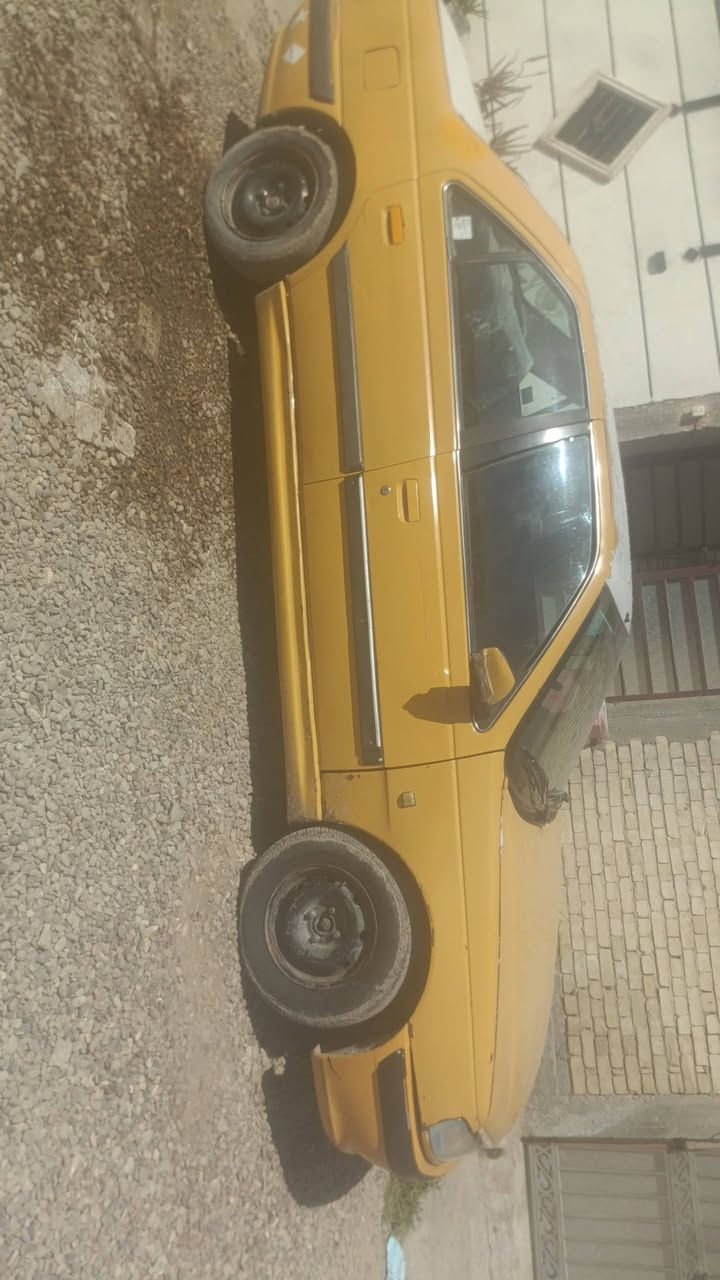 بيجو باص موديل 2015 سنويه باسمي رقم بغداد ب30 رقمي ***********
