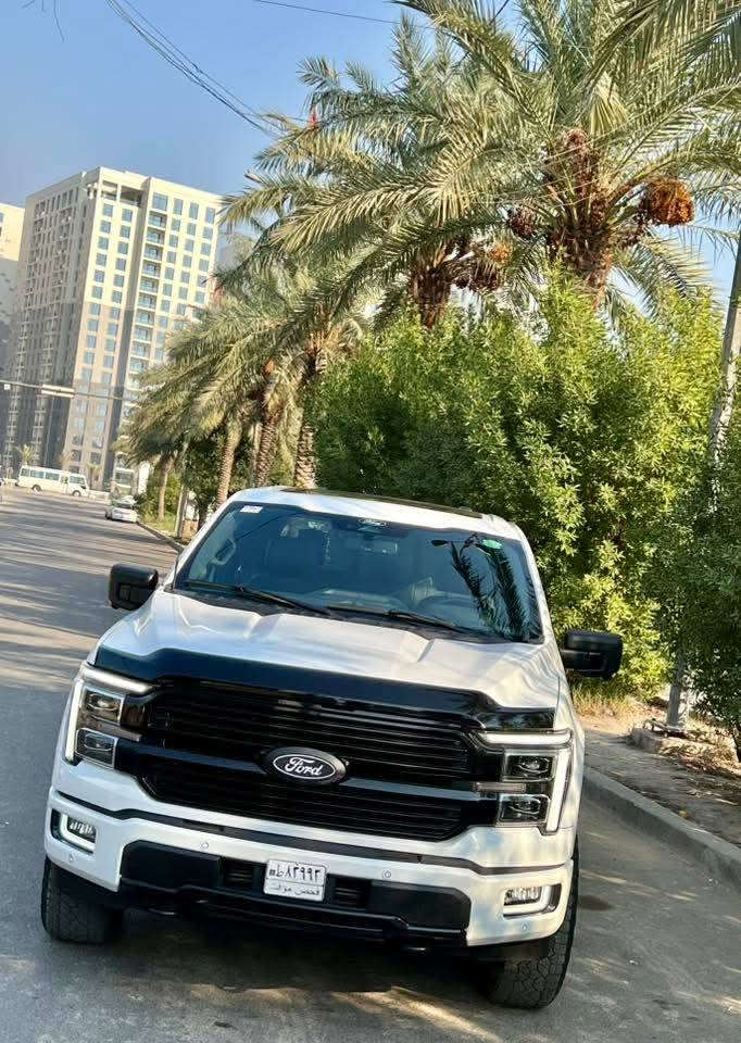 بسم الله الحمٰن الرحيم
اللهم صلِ على محمد وآل محمد 
للبيع فورد F150  2024 هايبرد ابيض فوول مواصفات
السيارة23 الف ميل  فقط   
تبديل جاملغ يسار و بنيد صبغ وباب سايق نفس اللون بدون صبغ 
حساسات  خلفية وامامية
علامة ضوئية بلادية 
رادار 360درجه
كامرة 360 درجة
باب بدي فتح عل البصمة كهربائي بالكامل 
لايت  عدسات فول
شاشات عدد 2 ديجيتل حجم كبير فول مواصفات 
قيادة ذاتيه و تحديد مسار واتو ستوب توقف ذاتي
داخل جلد اسود 
تدفئة  كشنات
فتحة بانوراما و فتحة جام خلفية للبدي 
منافذ كهربائية داخل السيارة 
بصمة ابواب  و تشغيل عن بعد ورمز دخول ابواب 
كير طرح كهربائي 
كشنات كهربائي و تدفئه  و ميموري
ستيرن كهربائي و تدفئه 
اصطفاف تلقائي 
مري  كهربائي و اشاره  و كامرا و شفط 
بصمات دخول ابواب و رمز سري
انارة محيطية 360 درجة 
منافذ كهرباء 220 فولت و كذلك 110 فولت بكل مكان بالسيارة  3 منفذ بالبدي طلب خاص 
وضعيات القيادة اكثر من 7 انظمة ( جبلي و صحراوي و اقتصادي و طبيعي و سبورت و سلس و صخري و ممطر الخ...)
محرك 3500 تون تيربو كير 10 نمر ، 4 ويل درايف 
السيارة حادثها فقط صبغ جاملغ يسار و بنيد و تبديل نفس اللون  باب امامي يسار كفالة عامة من الدواخل 
لمزيد من المعلومات و الاستفسارات عن السعر و الحادث  مراسلة او الاتصال على الرقم 
***********

.
.

.
.
.
.
.
.
.
.

#f150 #هايبرد #سلفرادو #للبيع_بيك_اب #تراك #رام #الوكالة #الوكاله #فورد
