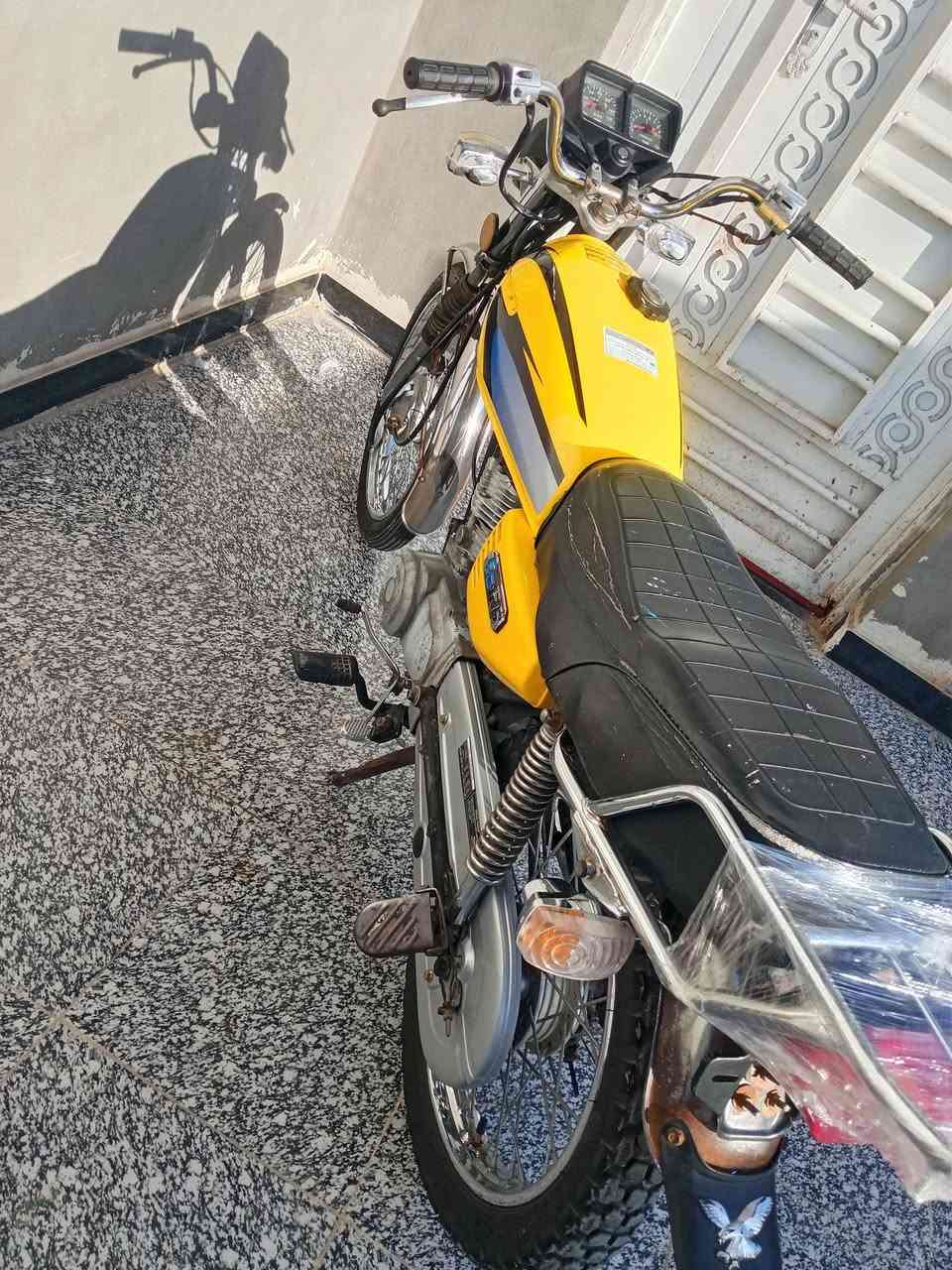 سلام عليكم اخوان 4كير البيع موديل 12 اوراق اصولي الكهربائية كلهه شقاله الدراجه نضيفه خير من الله بيهه شلعه خير من الله السعر 800 و بيهه مجال بسيط #وهاذه رقمي ***********#الخاص مفتوح #الشراي احطه عله راسي اتصل و بيك خير و يدلل
