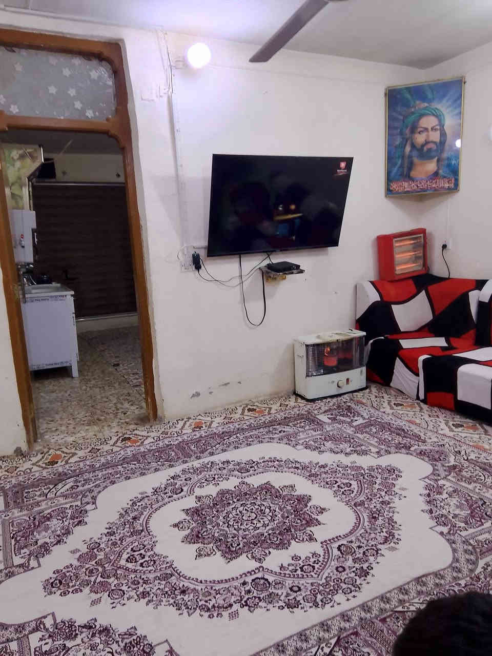 دار للبيع طابو صرف المساحة 200م شارع 80 قرب دائرة الموارد المائية يبعد عن الشارع مية السعر 147 وبي مجال بسيط للاستفسار الاتصال ع الرقم ***********
