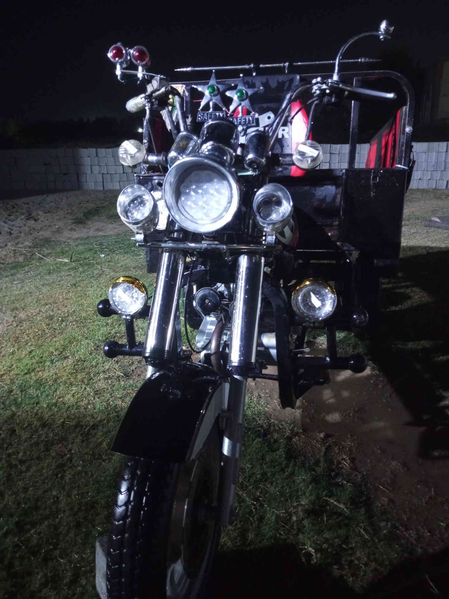 سلام عليكم امتيار للبيع مديل 19مكينة 25تعمير اوراق اصولي وكيل جبرين ستوتة نفس بل صورة سعرها واحد ٦٥٠ وبيها مجال مو شراي لا يتعبني  مكان ديوانية قضاء سدير 🖤***********
