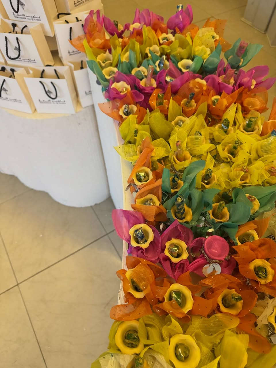 توزيعات حنه قاروره واللوان دماار كلش انغرمت بيها


**إذا كنت صاحب هذا الإعلان وتريد حذفه لأي سبب، رجاءا أرسل رسالة إلى الدعم الفني**