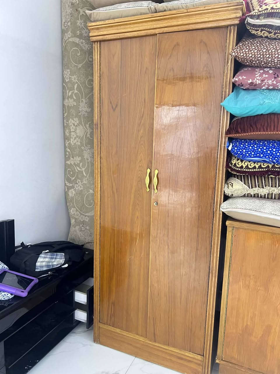 السلام عليكم
غرفه نضافه ٩٩  شخط مبيها تفصال صاج داخل وخارج ٦ قطع  
سعرها مليون ونص 
مكانها البلديات


**إذا كنت صاحب هذا الإعلان وتريد حذفه لأي سبب، رجاءا أرسل رسالة إلى الدعم الفني**