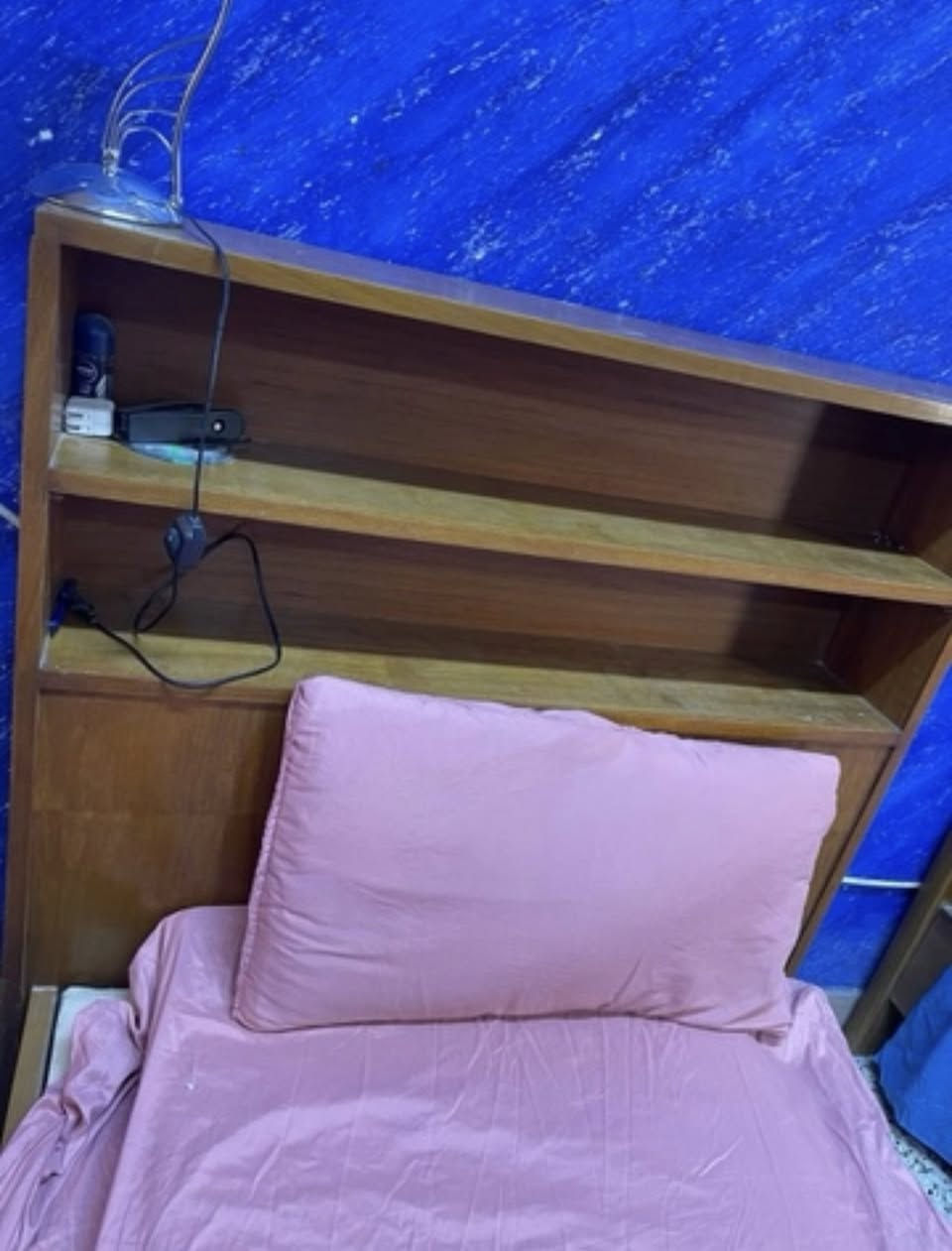 السلام عليكم عندي هاي الجرباية للبيع خشب اصلي


**إذا كنت صاحب هذا الإعلان وتريد حذفه لأي سبب، رجاءا أرسل رسالة إلى الدعم الفني**