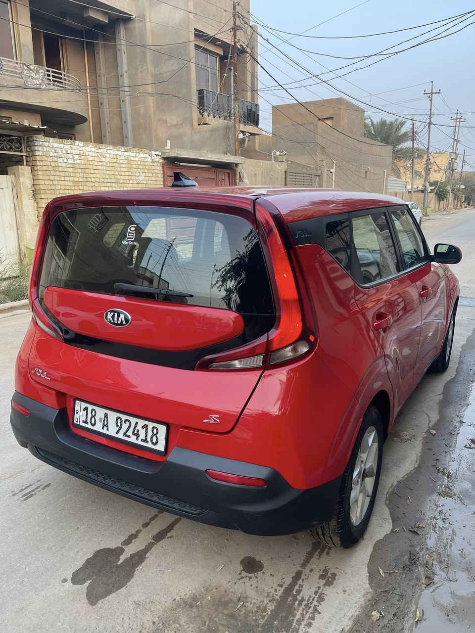السلام عليكم للبيع كيا صول موديل ٢٠٢٠ وارد أمريكي نص فول حادث جاملغ بارد وبنيد صبغ  رقم بأبل دولي مكينه ٢٠٠٠ دوش ماشيه ٨٢ السعر ١٣٧ وبيه مجال التواصل *********** مكان السياره حله مركز المدينه
