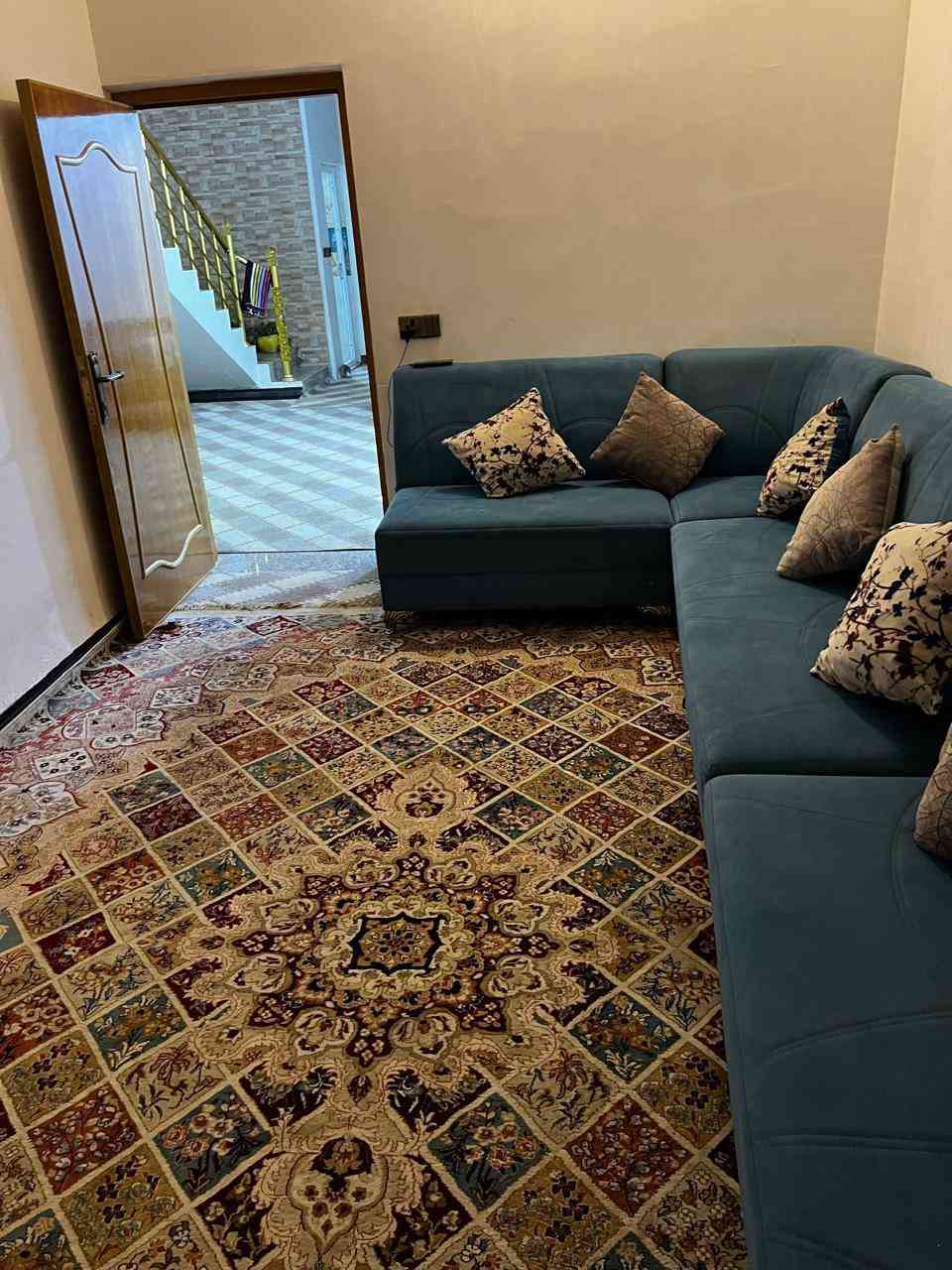 بيت البيع مساحه 80 متر طابق ونص طابوك البيت كامل من كلشي  العنوان معملجي *********** @الجميع
