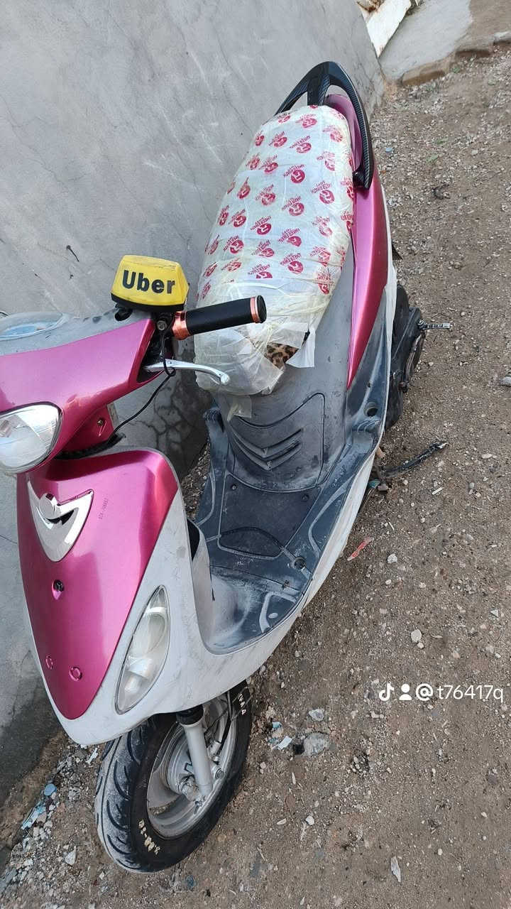 السلام عليكم دراجه ماكس السعر 600 وبيها مجال البكان بالنجف شارع المطار الرقم***********
