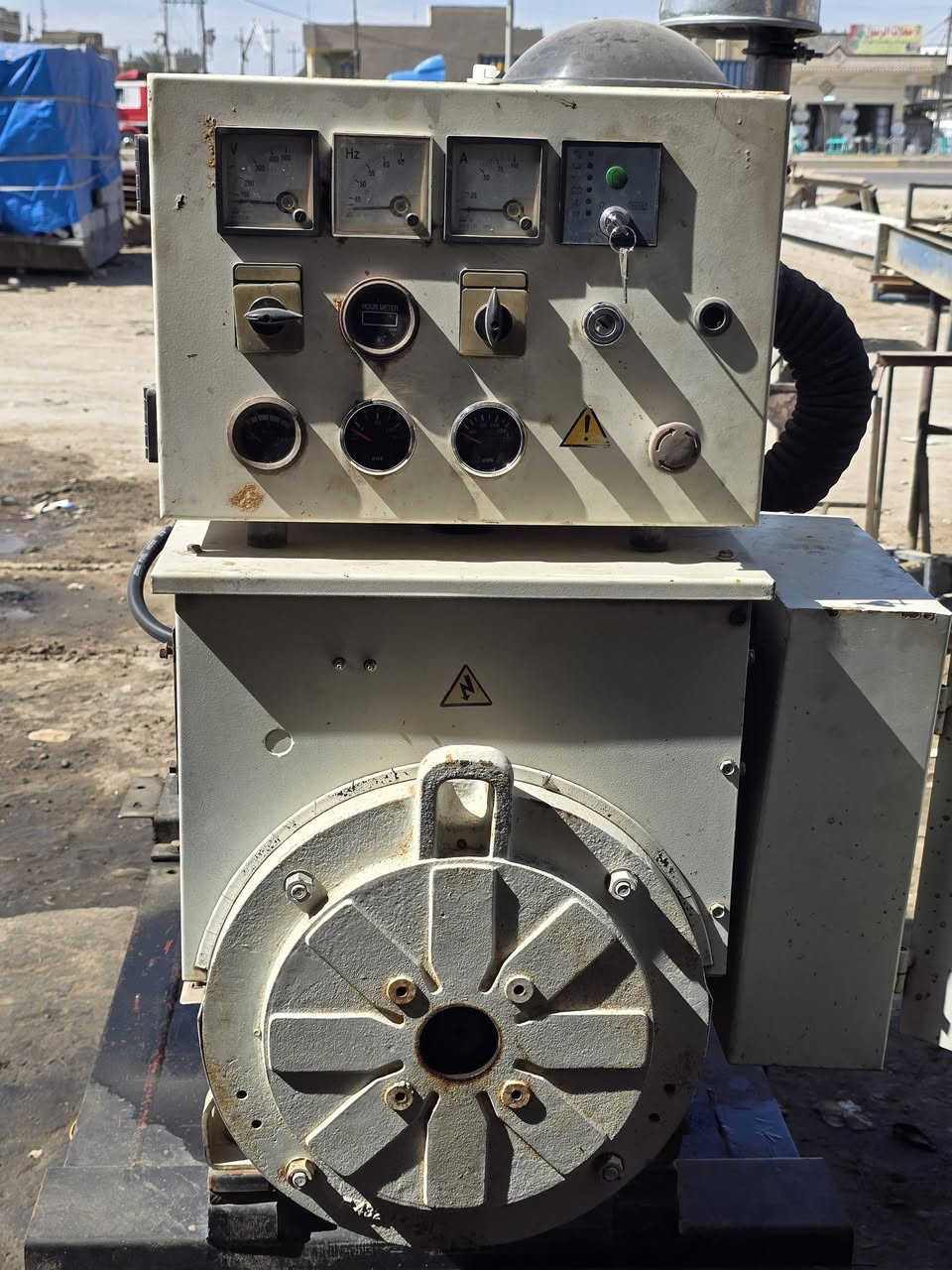 السلام عليكم مولد بيركنز ٥٠ كيفي محرك جديد مامفتوح لاتنقيص لاتبخير للاستفسار أكثر الاتصال ***********
