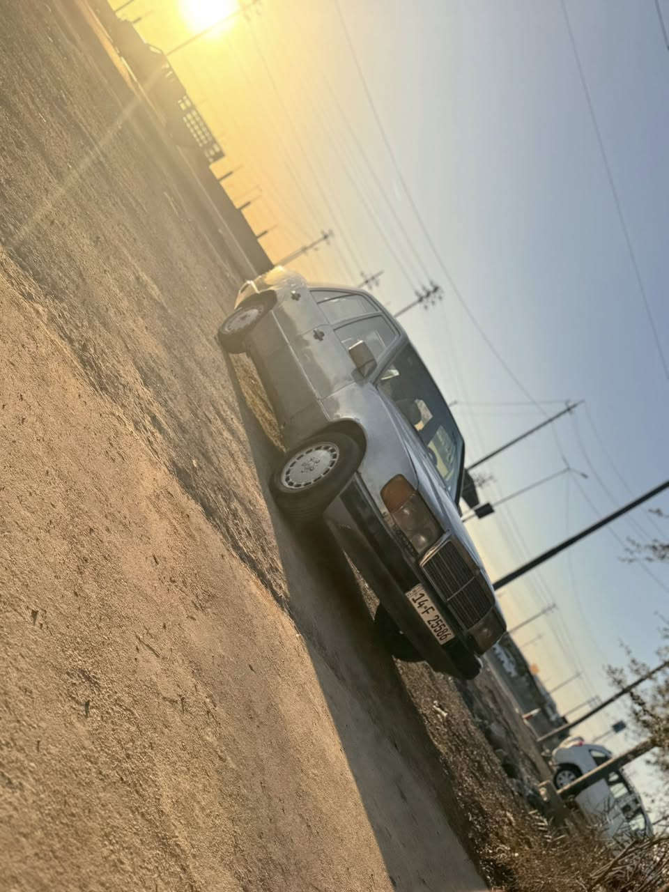 مرحبا مارسدس دب لبيع او مراوس محرك فيفيتي كافله هوه لكير حداده جديده.  تخم تاير كهربايت شقاله رقم نكليزي تحويل مباشر سياره جاهزه حجي مكاني بصرة الهارثه سعره 35 بيه مجال رقم تلفون ***********
