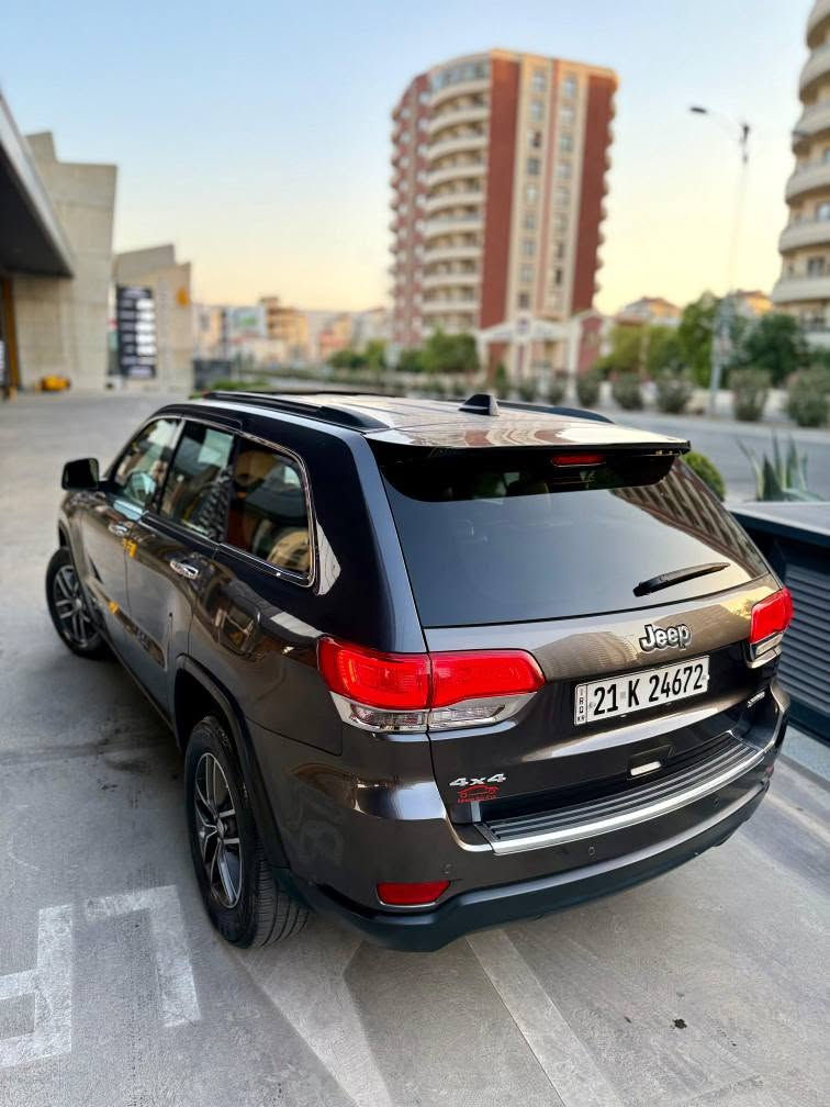 📍JEEP ~ LIMITED ~ 2017 📍
-  بەناوی خوای گەورە و میهرەبان :-   { Clean Title }  ،
- جێب (٢٠١٧) کلین تایتڵ ، بێ بۆیاخ  و  بێ دەعم .   🚨،
- تەنها دوو پەڵە { PDR } ی بچوک شایانەی باس نییە.   ،
- دانسقەی بازاڕ ، تەنها {…،١٤٥} هەزاری حەقیقی ڕۆشتوە،
- فول فول مواسەفاتە :-                                             ،
-   سڵاید ،کوشن جلد و  گەرم و میموری .          ،
- سوکان کارەبای + هیته ر + تەحدید سورعە .                            ،
- ڤۆلیۆمی { OFFROAD } و پێنج مۆدی لێخوڕین.         ،
- تەبرید مەرکەزی + زینۆن و تەرتیبات  + ڕادار کامل ⚜️،
- ڕاداری دواوە و باران و ئاوێنەکان ، سنوق جەگ شەغال ،
سه نه وی تازه یه ٢٠٢٨ به ناوی خۆمه وه یه ـ
- نرخ :- بەلاش 🔥{ $ 208 $ 💸} و مەجلێ برایانە.🚨،
- بۆ زانیاری زیاتر :- ژ.ت :- ☎️{ *********** }☎️.     ،
-              .📍 { *********** } 📍.                ، السليمانية, العراق
