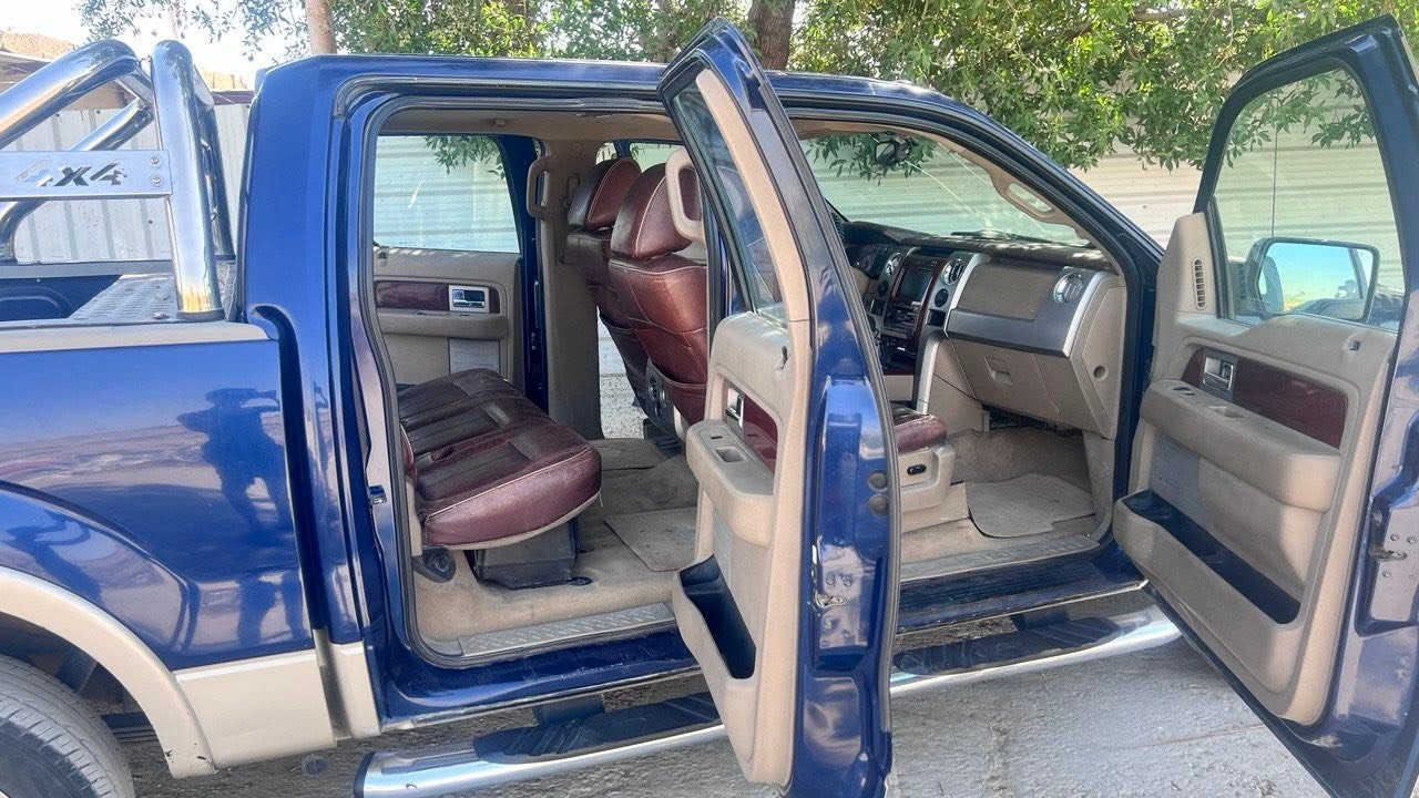 فورد F150 كينگ رينچ | King ranch،
موديل 2009، معروفة هاي الفئة تجي فول مواصفات مكفوله على وضع البلاد فتحة قماره وفتحة جامه خلفيه كهربائيه تبريد جاهز قطعتين، حساسات خلفية كاميره مناخ منفصل، كشنات تدفئه وتبريد وخزن ميموري، شاشه كبيره، تخم تاير جديد، مكينه 5400، 8 سلندر مزوده بمنظومة غاز مع كارت الضمان الخاص بالمنظومه، السياره جاهزه محافظات مناقصها اي شي.
السعر: 160، بيها مجال شي بسيط
الموقع: بغداد، المدائن
للاستفسار: ***********
