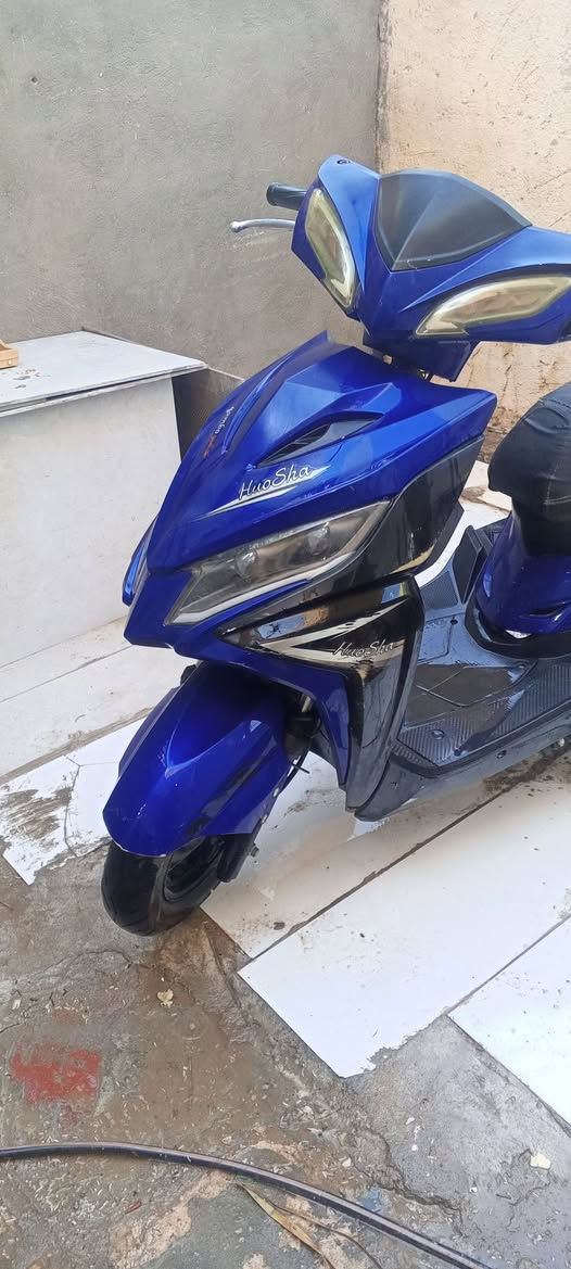 جامبو لبيع 600 كهربائيات شغله تحكم عن بعد بس عوزه هندر مكان مكرمه ***********
