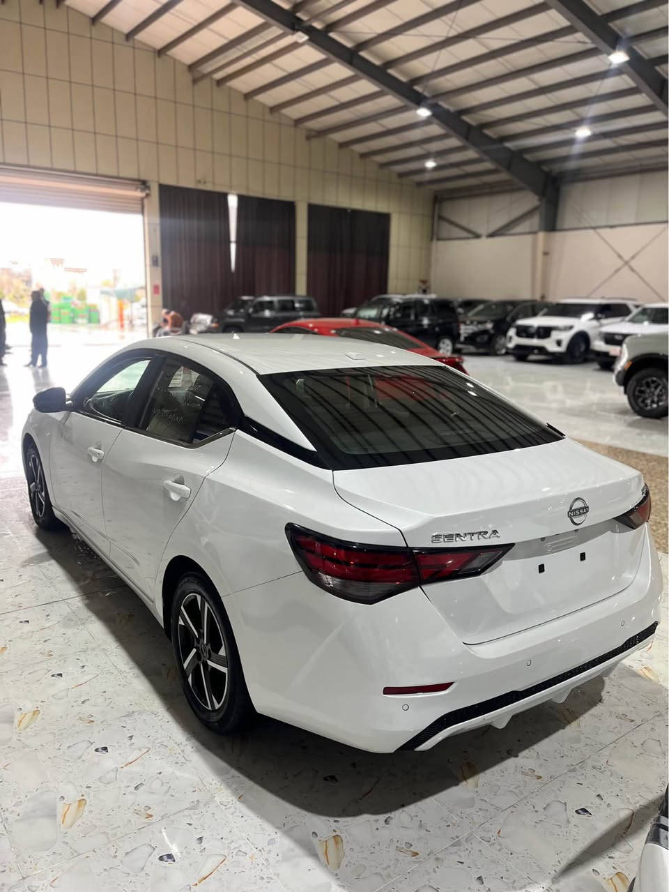 نیسان سینترا  ٢٠٢٤ فول بەس سلایت نیە . ٤٣ هەزار کیلۆمەتر رۆیشتوە.  تەنها ٥ پەنجە بونیت بۆیاخ بئ ناو .  یەک pdr  . نرخی ١٤٢ گەلاو مەجال 
*********** رانية, السليمانية
