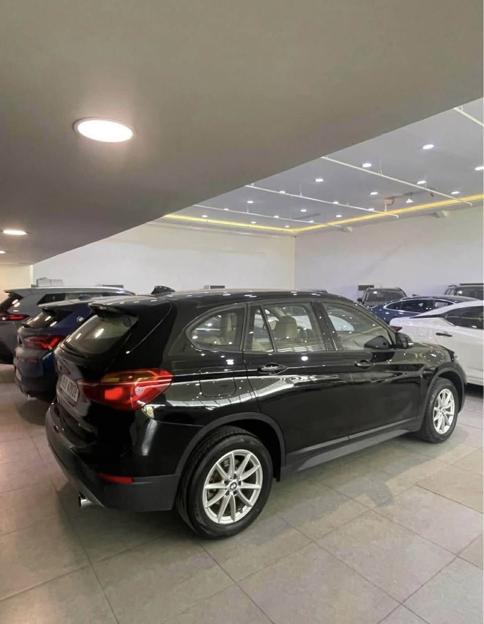 يا الله السلام عليكم سياره بي ام x1
موديل2019
خليجي كلين تايتل
محرك 2000 تيربو
السيارة جاهزه  رقم شمالي اربيل لممشه   سبعتالاف ***********
