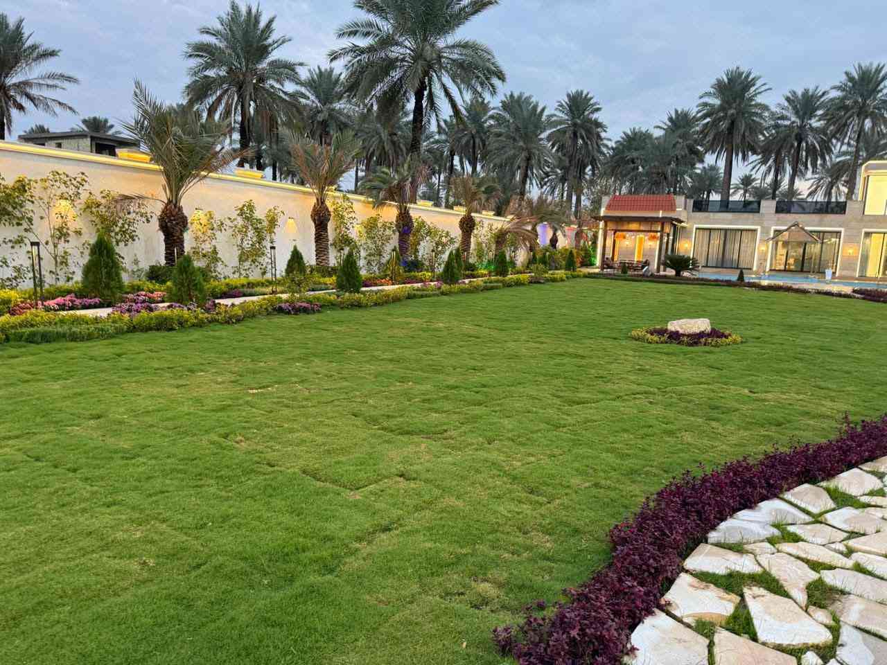 السلام عليكم توجد مزرعه الدوره البوعيثه أيجار الصباحي و المسائي موثقه بتطبيق اجرلي الاستفسار على هاذه رقم ***********
