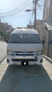 تويوتا هايسه • فان • ٢٠١٥