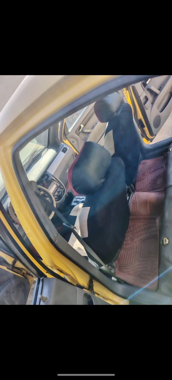 اوبترا ٢٠١١ خليجي شركة عامة مصبوغه عام لان جارده بيهه جاملغ امامي مبدل السنويه صار ٥ اشهر ساقطه السياره بأسمي 
مكينة وكير كفاله تبريد ثلج تخم تايرات جديد
 حداديه خلفيه كلهه جديده ما صار شهر من شديتهه.
مشط ستيرن او راس روط و ودرايم شفتات وفيتم وقايش تايم كيس وضاغطه وروله حساس كرنك حساس كام شفت ذني كلهن مبدلات جدد او كل الغراض كوري اصلي او عندي بنزات وشموع وطوب اماميه بعدني ما شادهن انطيهن وياهه
السياره مسويلهه ادامه كامله
السعر ٥٨ وبيهه مجال بيع او مرواس  بسياره خصوصي حسب القناعه حتلوا انطي فرق


**إذا كنت صاحب هذا الإعلان وتريد حذفه لأي سبب، رجاءا أرسل رسالة إلى الدعم الفني**