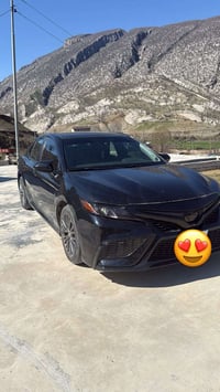 كامري • ٢٠٢٠ • اسود