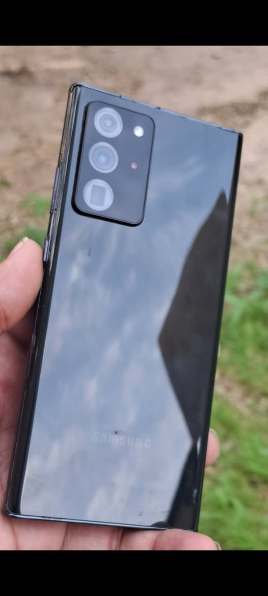 نوت 20 الترا
ذاكرة ٢٥٦
شرق اوسط
دبل سيمكارت
مستبدل شاشة +كامراة امامية بيه غواش يحتاجله تنظيف 
االسعر ٢٢٠
مكاني بغداد الشعب او اعظمية
***********
