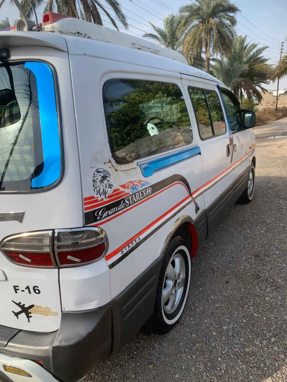 السلام عليكم اخوان ستاركس موديل 2006 للبيع او المراوس حسب القناعه الباب سلايد بيها طخه بالجاملغ الايمن  الشواصي شويه مفرگسة رقمها بغداد بأسمي تحويل ثاني يوم السيارة بيها خيط تبخير بس متنقص خلاص.سنويه باقيلها 10ايام وتسقط. تخم تاير جديد تبريد شغال مكانها بغداد....للأستفسار الاتصال على الارقام التالية ***********///***********.......والسعر 80وبيها مجال...(اخوان اني مكلف بالنشر فقط)
