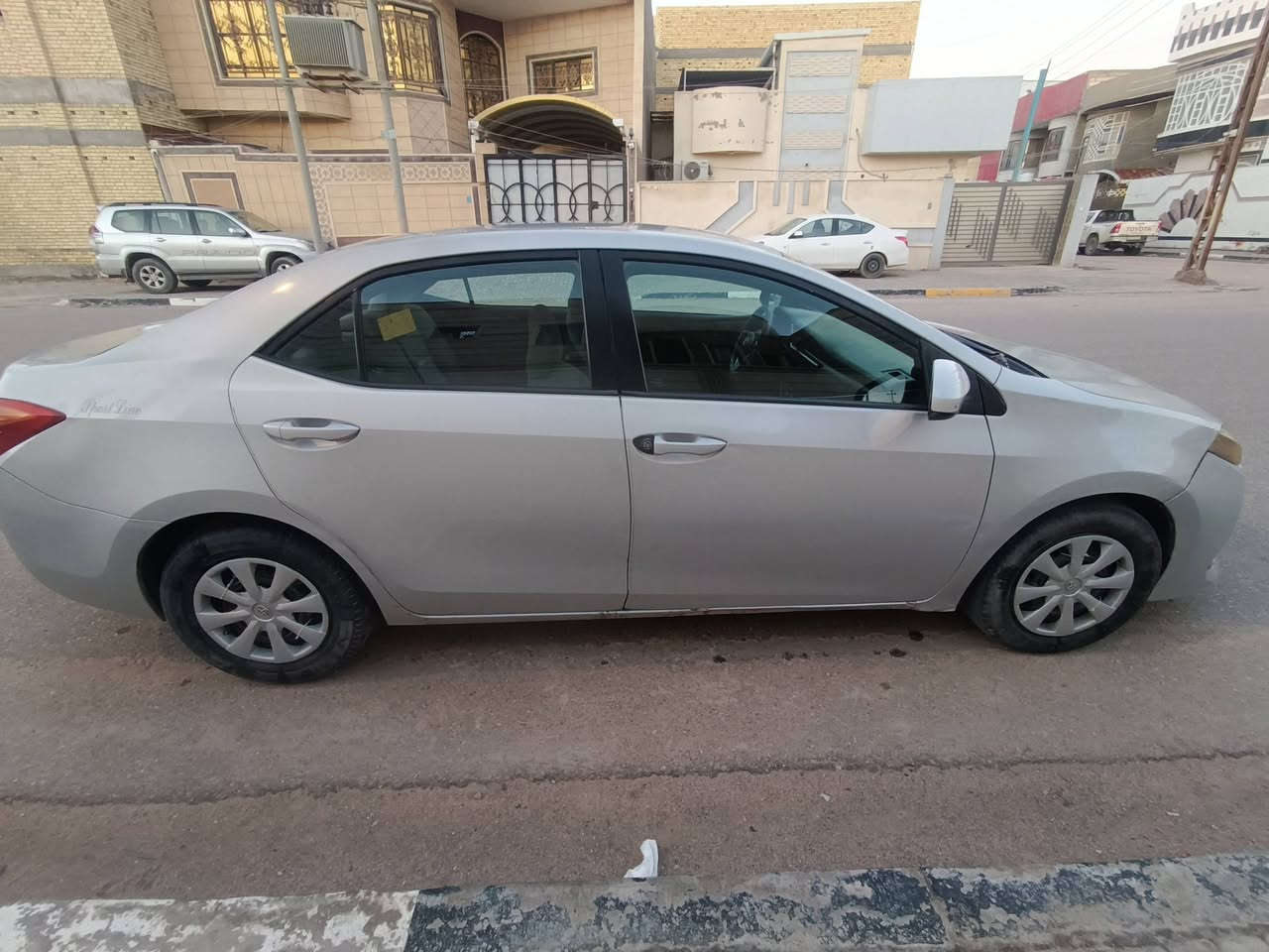 كورلا 2019 وارد امريكي رقم مثنى معوقين وحاليا مخلصة وبيهة جاملغ وبنيد وبيهة مكانات بارد العنوان بصرة الحكيمية *********** السعر 110 ورقة
