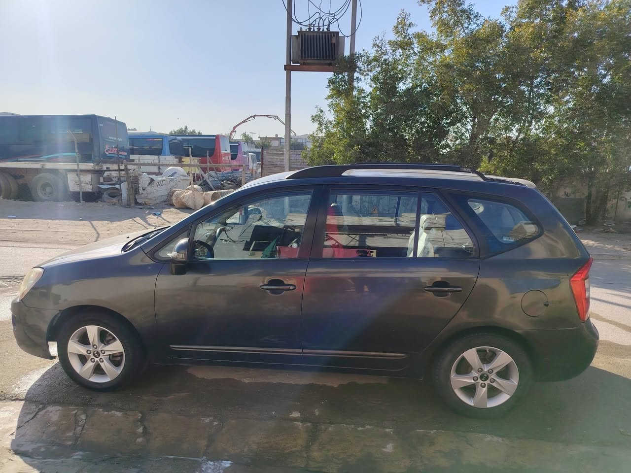 سلام عليكم كيا راندو 7 راكب2010 4 سلندر 2400 وارد امريكي حادثها تكمة سايق ربع من قمارة مثل ما اموضح بلصور  للعلم سيارة مصبوغة عام اثر جراد سيارة مال جناي خير من الله رقم دولي بأسمي سعر 95 بيهة مجال  مكان سيارة بغداد الأمين ***********
