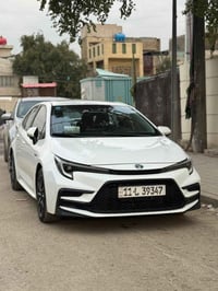 من رخصة الادمن  لبيع كورلا هايبر sبلاك موديل ٢٣ علامه زركه خليجي موصفا...