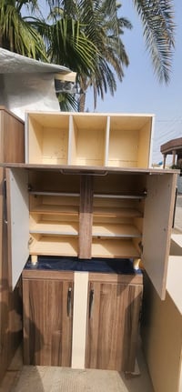 للبيع وباسعار مناسبة كل قطعة وسعرها يوجد توصيل  .... واتس اب  07838076...