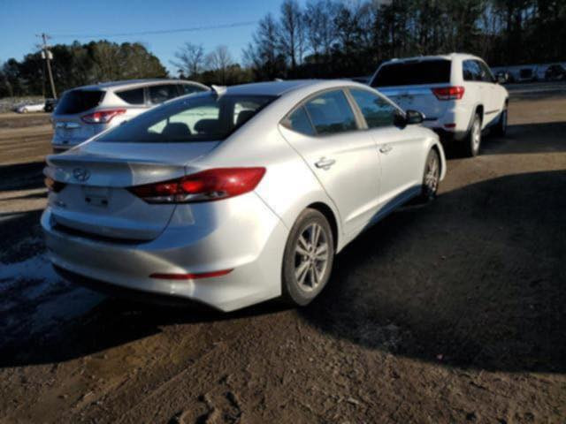 وين اليدور مكفول 
النترا وارد امريكي 2017
كلشي شغال بيها مابيها اي نقص 
السعر 120 ورقة $
للاستفسار ***********
