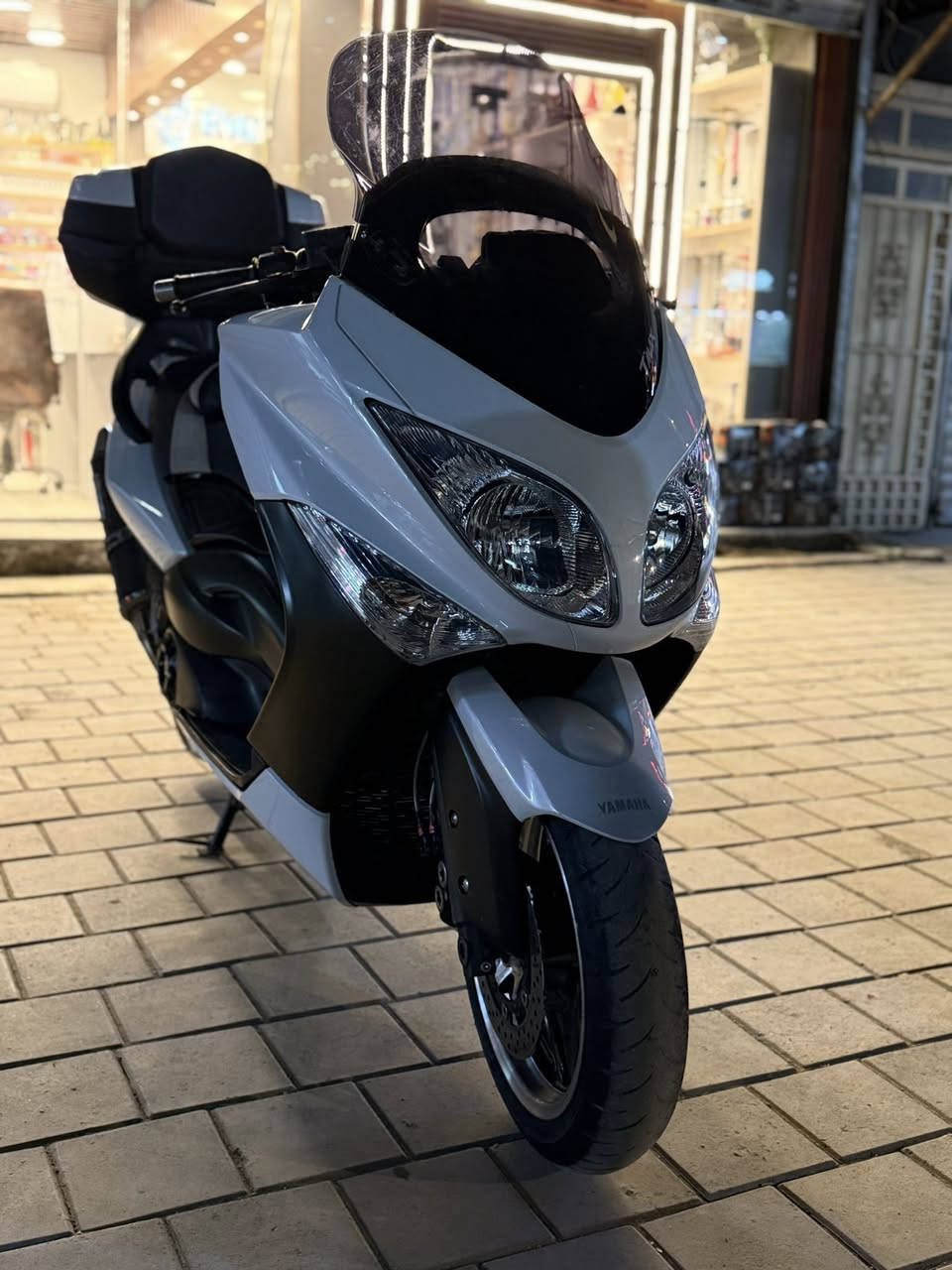 تي ماكس 2011 وايت ماكس
السلام عليكم 
Tmax 2011 وايت ماكس
مكفوله كفاله عامه نازله من كلشي وكلاشي صار فتره
بيها صالنصه رياضي صوت ناعم+مري رياضيه+جامه رياضيه+قاعده رقم. وسبايدر اصلي موجود الصندوك مو وياها +جي بي اس +قاعده مبايل+مطاره
الدراجه جديده بمعنه الكلمه وقليل بحقها كلهمه جديده
رمبه استخدام قليل صور مزاد
مكاني بغداد الامين الثانيه 
الاستفسار :***********
