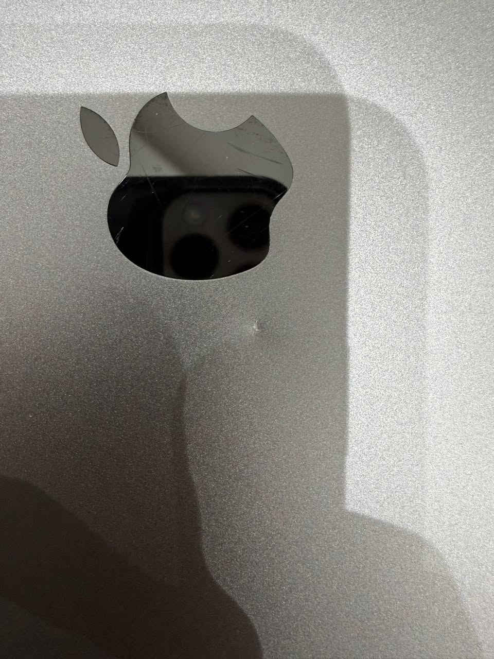 السلام عليكم
ايباد 11 برو معالج m2
بي ضربة بالضهر خفيفه و ما ماثرة على الجهاز و الشاشة شويه تعبانه من اثر العب جاهز نضيف ما مبدل ايشي بي بس مفتوح ردنه نبدل البطارية بس شفنه حالتها ميحتاج للتبديل ++ كارتونة موجود السعر 450 قفل ربع مينزل لتواصل ***********
