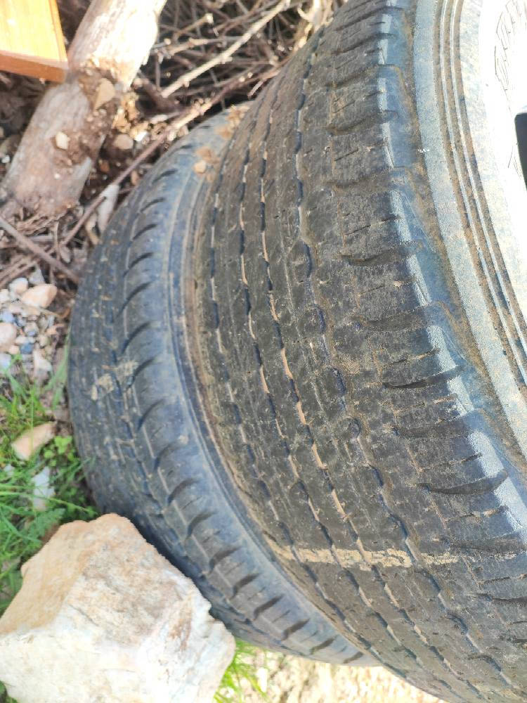 جوتێک تایەی مۆنیکا لۆک لۆکە بۆ فرۆشتن سعری جوتەکە ١٠٠ هەزار السليمانية, العراق


**إذا كنت صاحب هذا الإعلان وتريد حذفه لأي سبب، رجاءا أرسل رسالة إلى الدعم الفني**