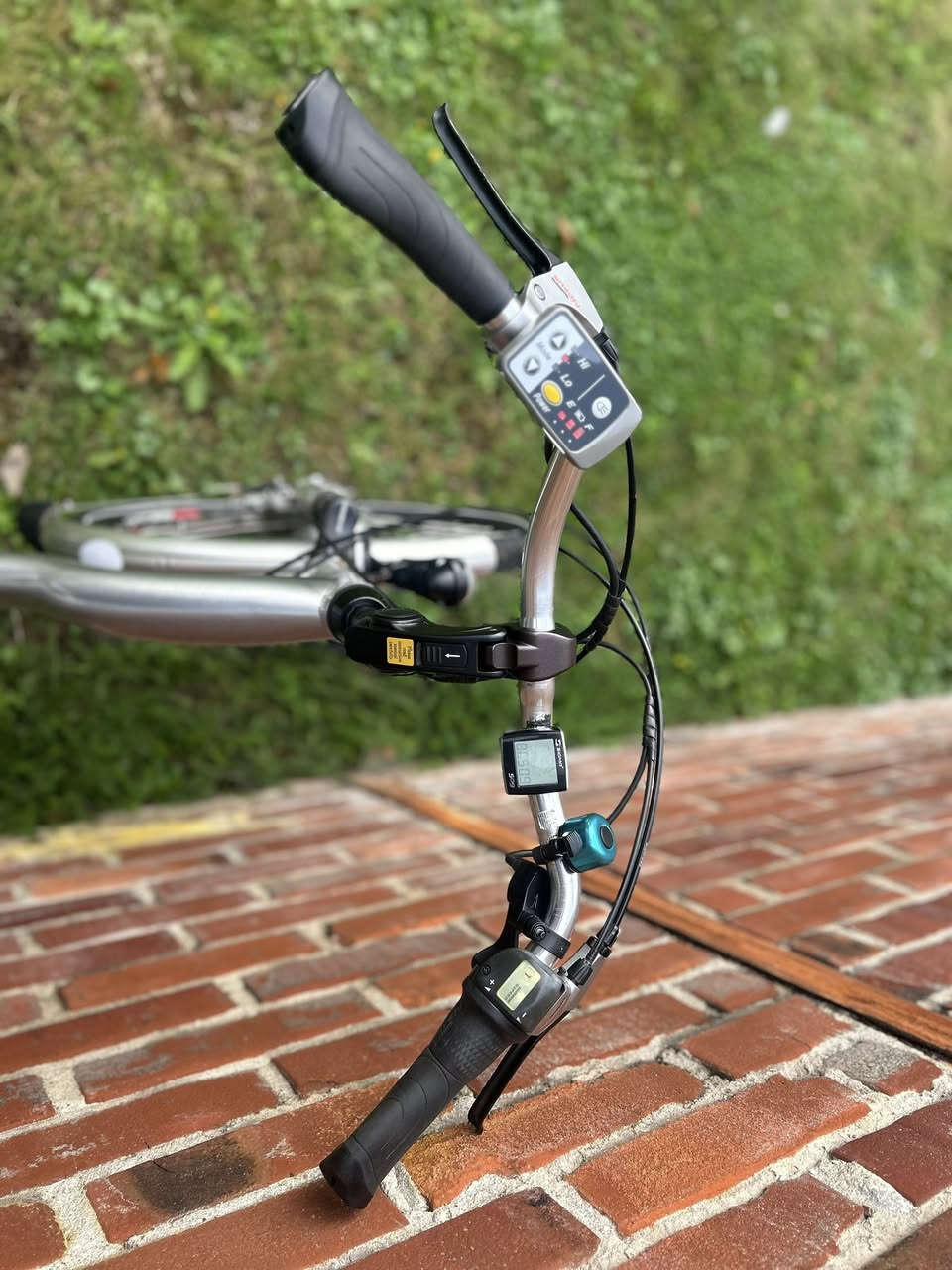 للبيع دراجه فلاية مساعد بايدر حجم 26 الدراجه موجود به المانيا شحن للعراق 25يوم تقريبن سعر الدراجه 500$الخاص مفتوح


**إذا كنت صاحب هذا الإعلان وتريد حذفه لأي سبب، رجاءا أرسل رسالة إلى الدعم الفني**