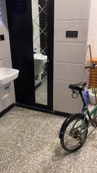 المربع الذهبي • ١٠٠م • طابق ونص