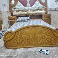 غرفه خشب • مستعمله ونضيفه • البصره حيانيه