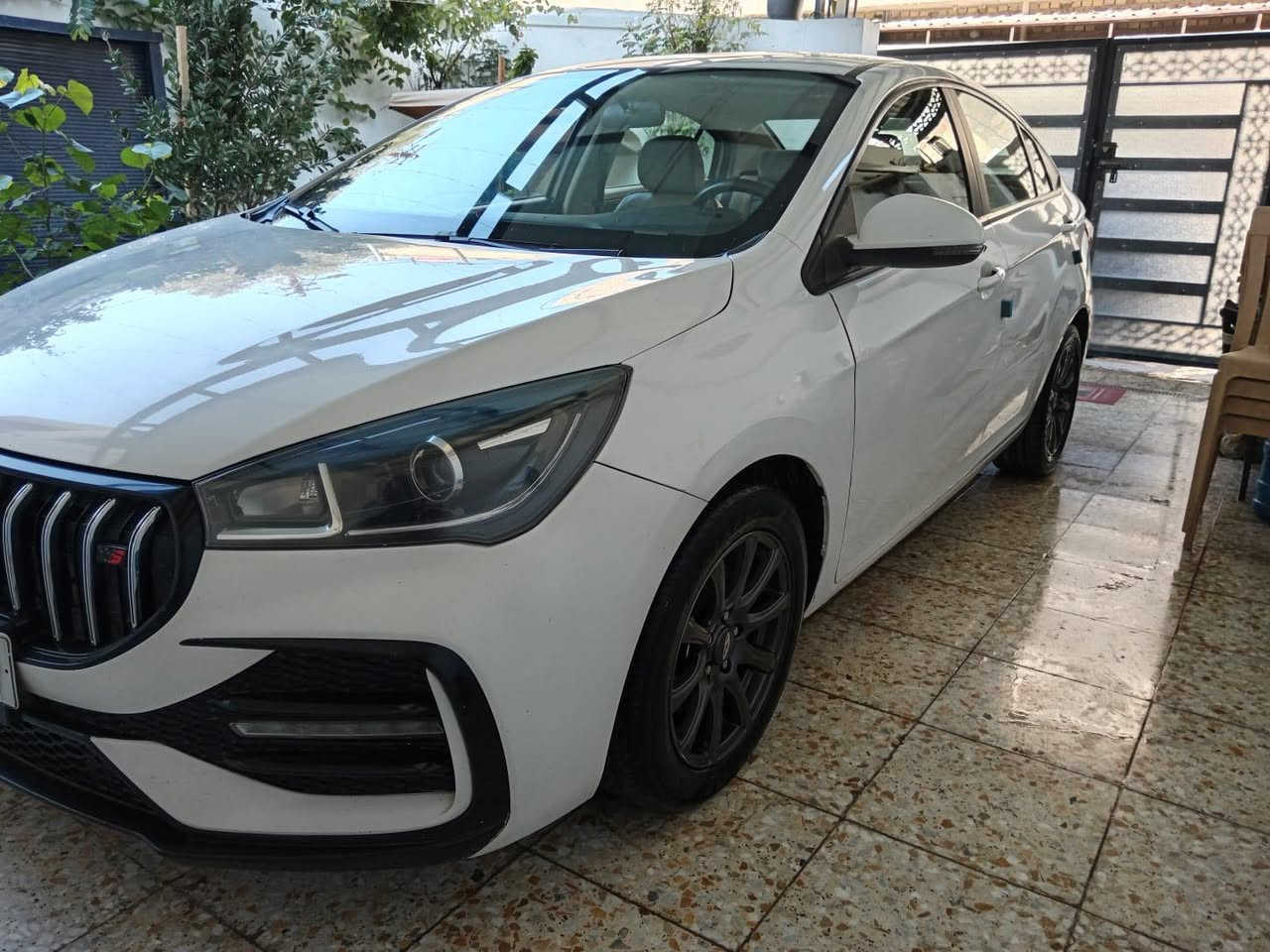 السلام عليكم شيري اريزو 5 موديل 2024 كفاله عامه السياره جديده بوضع الشركه سويجات عدد ٢ بدون صبغ كير محرك كفاله رقم بغداد مشروع وطني المكان حي الجهاذ شارع الشارقه السعر ١٠٢ او بيها مجال *********** بيها منضومه غاز جديده
