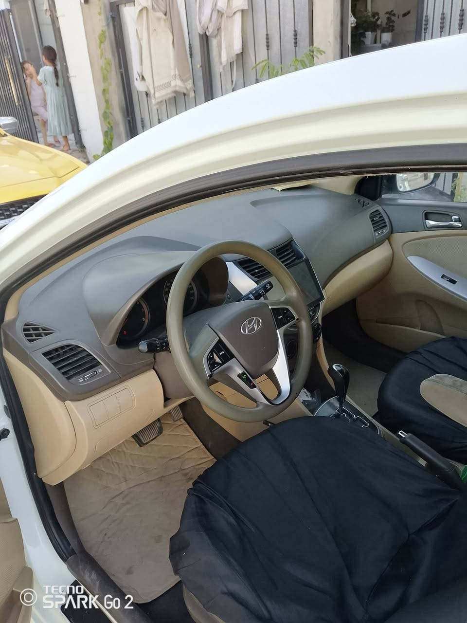 اكسنت2011بي قطعتين ونص فول مواصفات بلو شاشه ايبات رقم سنويه جديد لحد2031 بي بطاقه بانزين سعر92بي مجال رقم صاحب السياره ***********خابر صاحب السياره اني مكلف بل نشر

