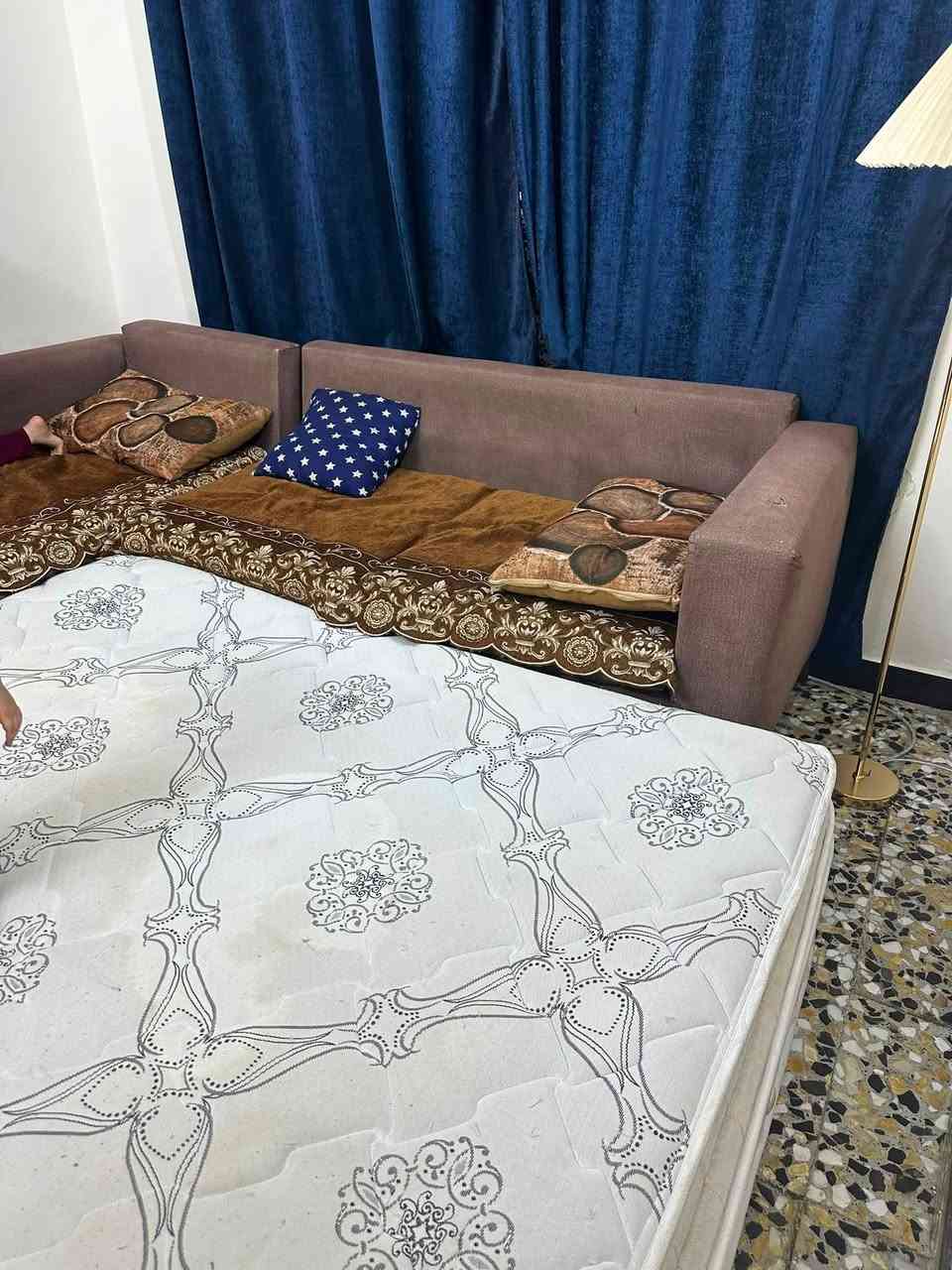 دوشك دبل عجينه طبي نفرين اصلي نضيف الارتفاع ٥٠سم العرض١٨٠ الطول ٢٠٠سم
السعر ١٥٠ الف/ *********** البلديات
